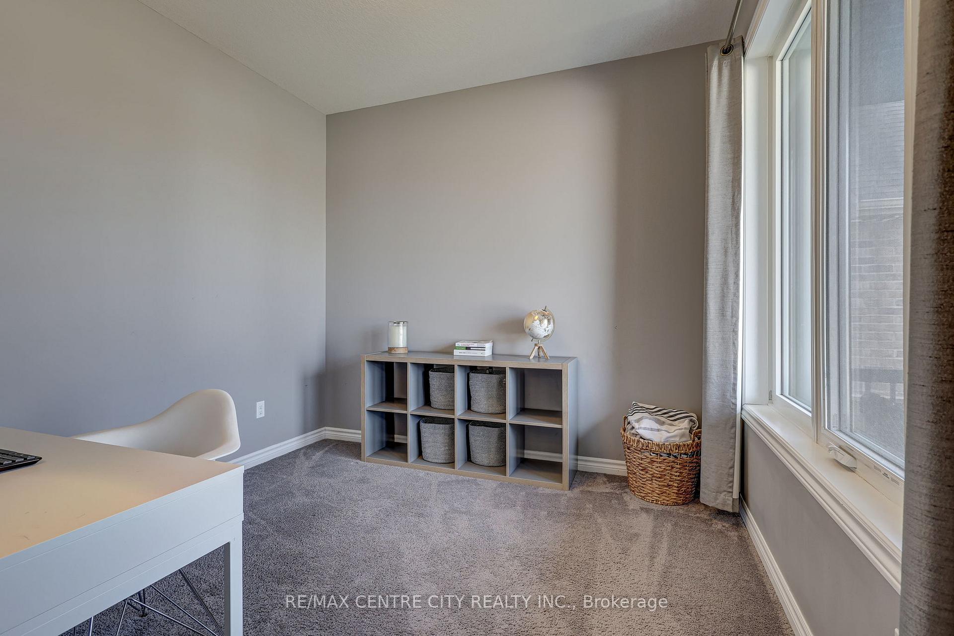 Photo 6 of 35 Blairmont Terrace, St. Thomas — HOMEH