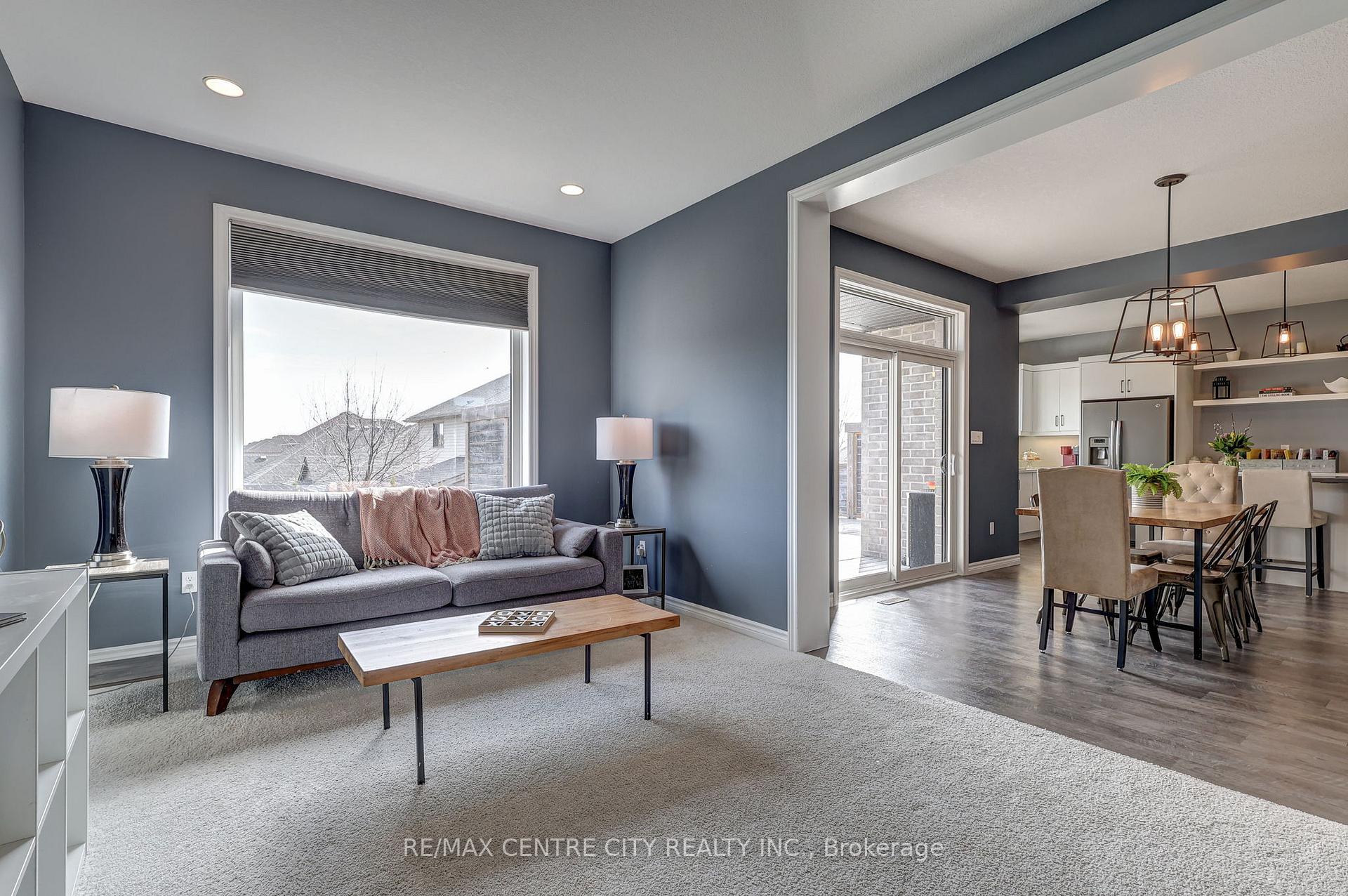 Photo 13 of 35 Blairmont Terrace, St. Thomas — HOMEH