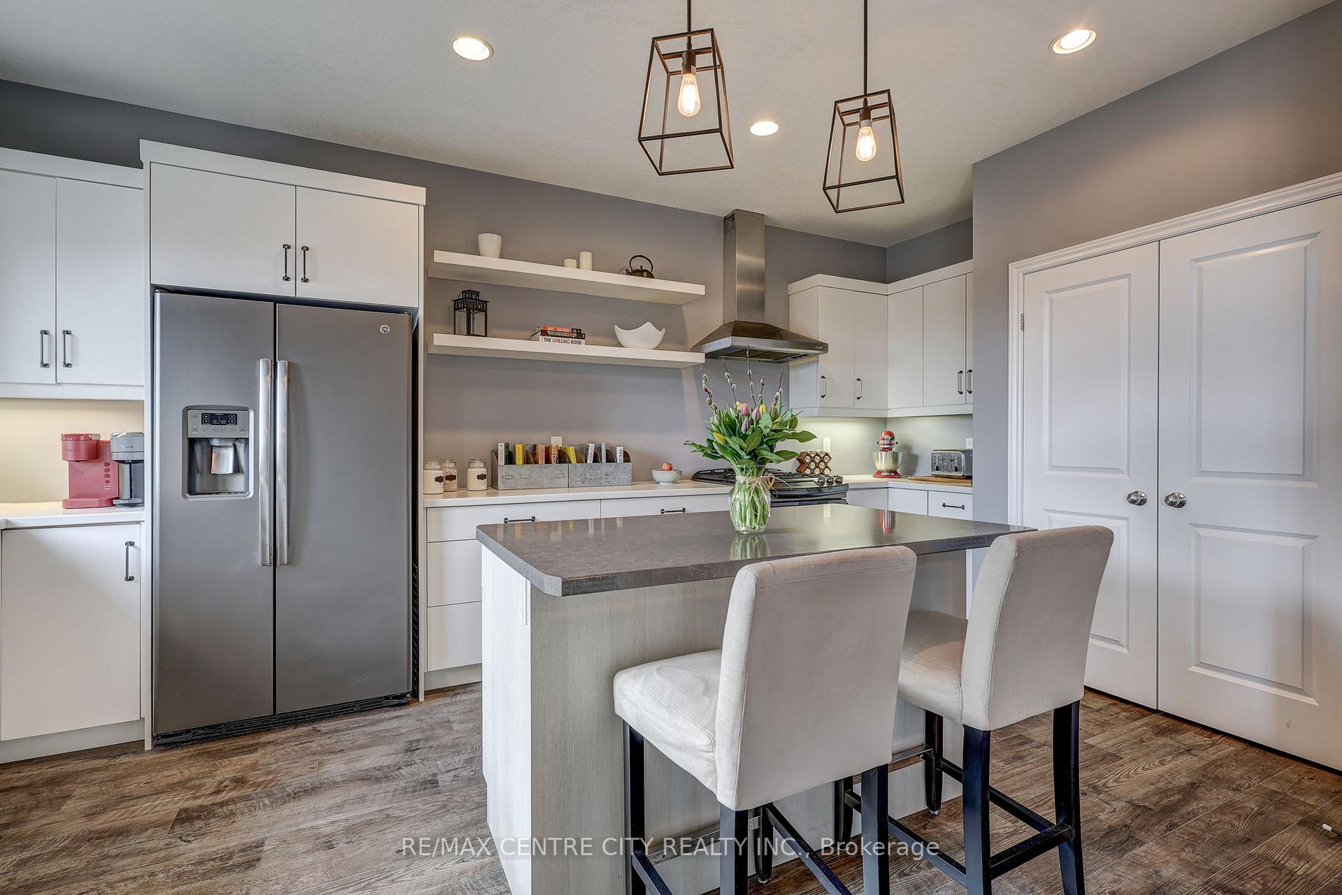 Photo 16 of 35 Blairmont Terrace, St. Thomas — HOMEH