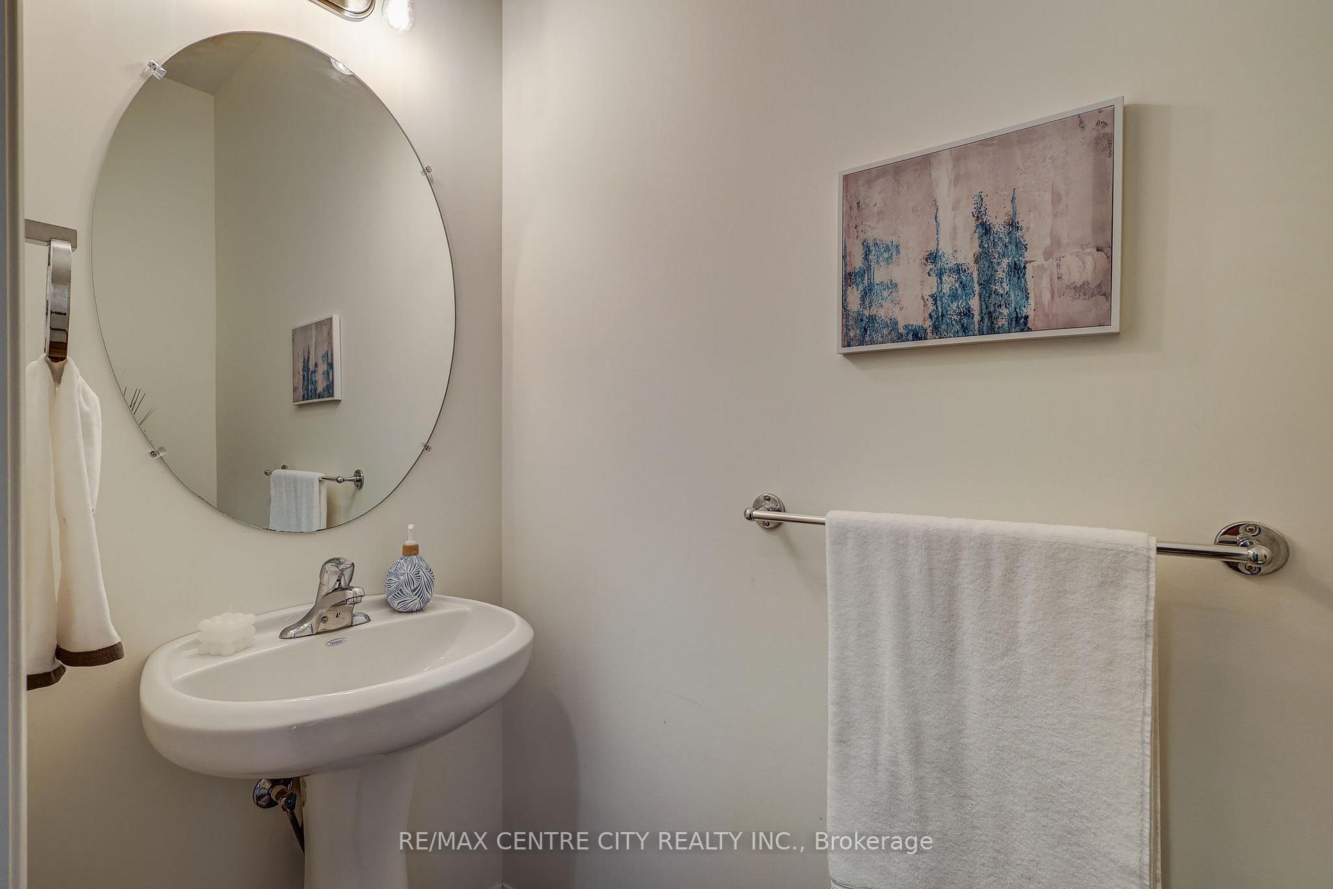 Photo 20 of 35 Blairmont Terrace, St. Thomas — HOMEH