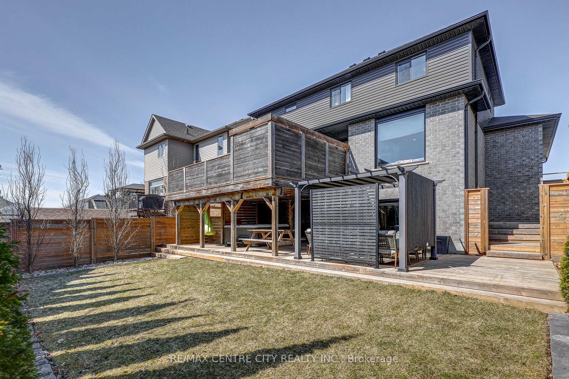 Photo 41 of 35 Blairmont Terrace, St. Thomas — HOMEH