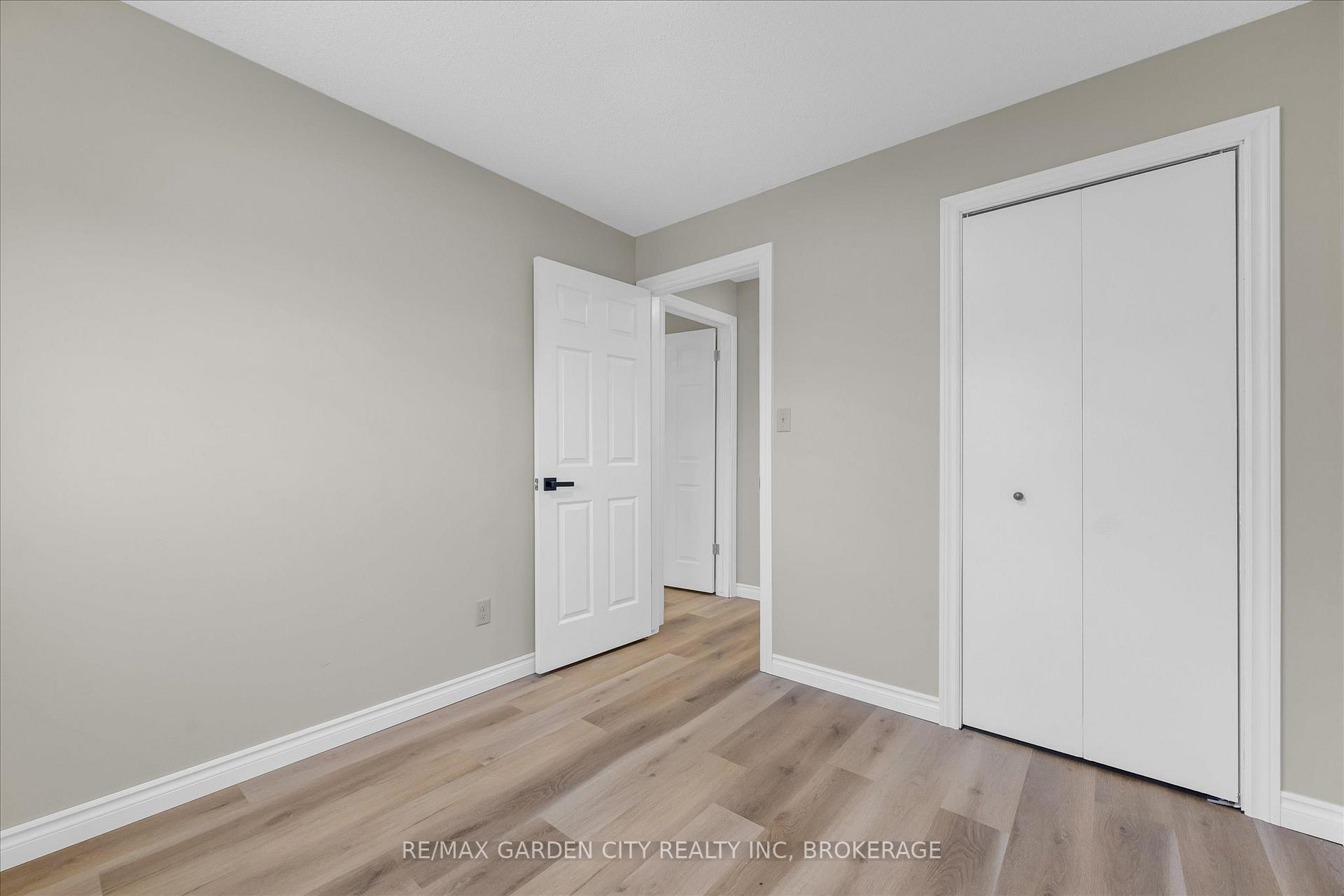 Photo 11 of 196 St Augustine Drive, St. Catharines, Secord Woods — HOMEH