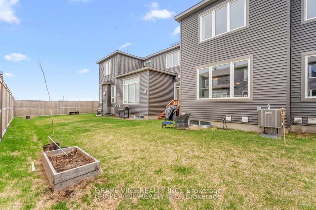 Photo 35 of 678 Taliesin Crescent, Ottawa, Remainder of Stittsville & Area — HOMEH