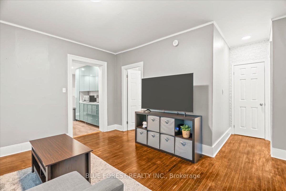 Photo 11 of 122 Centre Street, St. Thomas — HOMEH