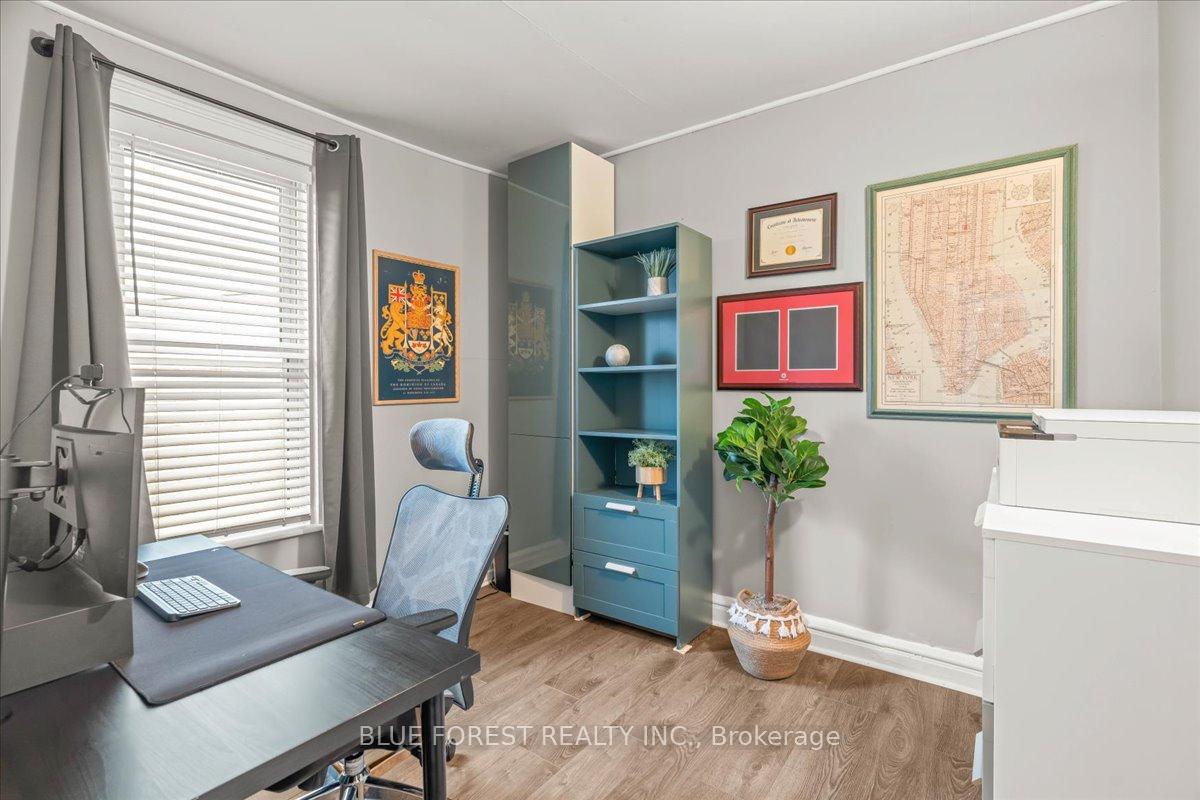 Photo 17 of 122 Centre Street, St. Thomas — HOMEH