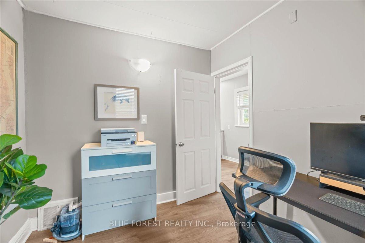 Photo 18 of 122 Centre Street, St. Thomas — HOMEH