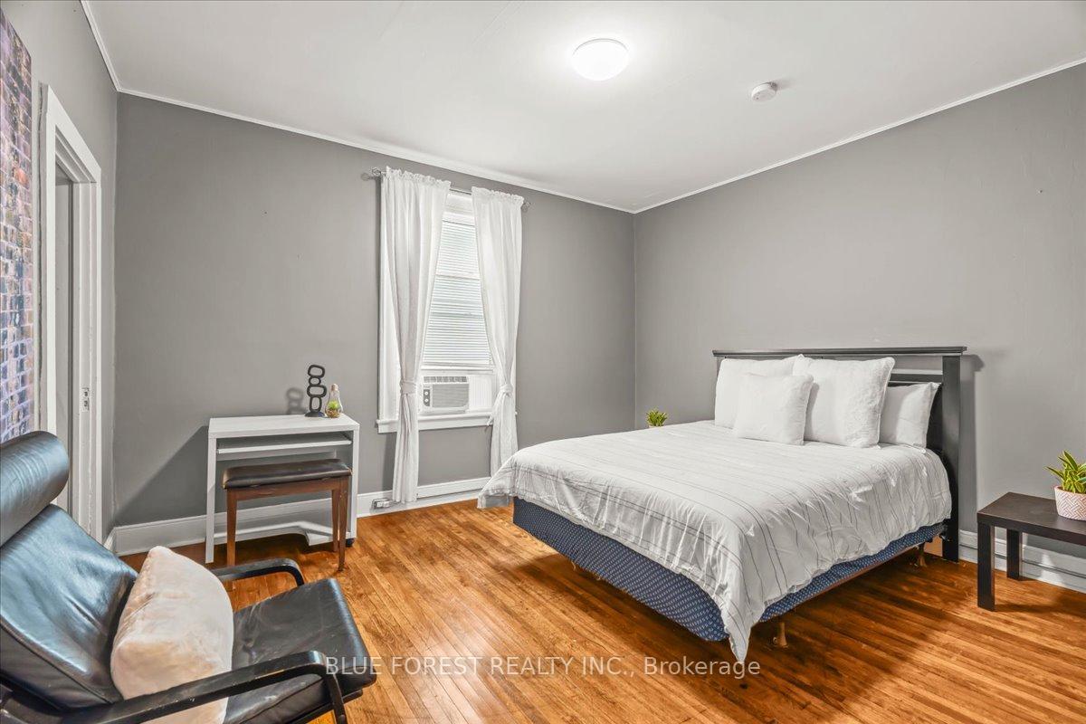Photo 31 of 122 Centre Street, St. Thomas — HOMEH