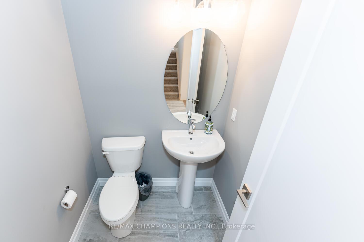 Photo 11 of 42 Acorn Trail, St. Thomas — HOMEH