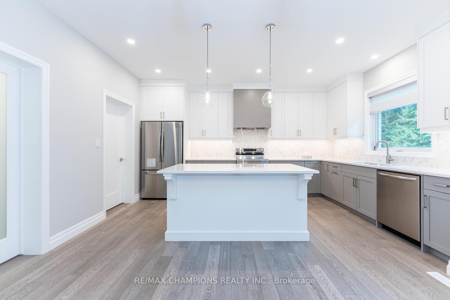 Photo 14 of 42 Acorn Trail, St. Thomas — HOMEH