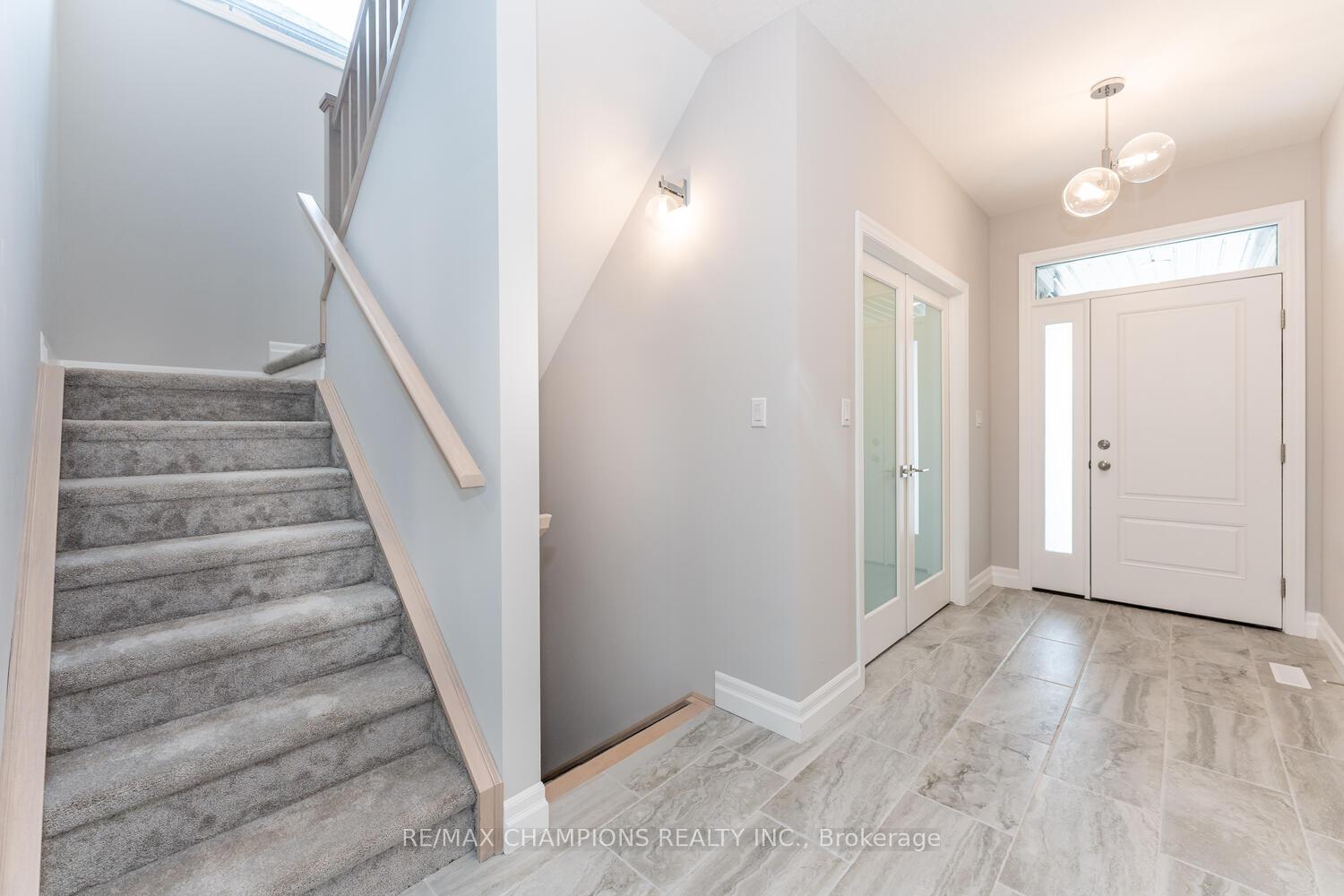 Photo 20 of 42 Acorn Trail, St. Thomas — HOMEH