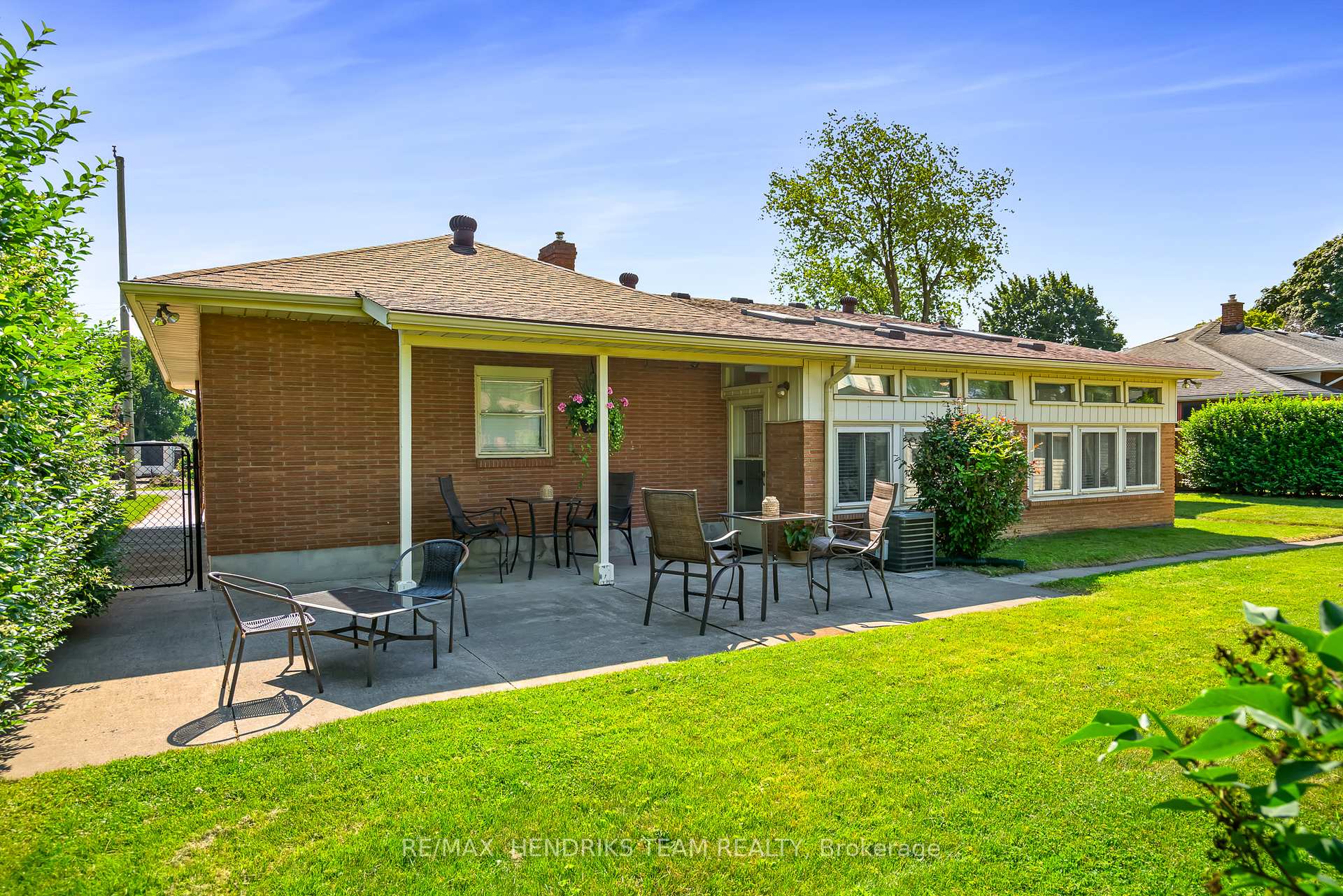 Photo 37 of 7 Kamla Drive, St. Catharines, Vine/Linwell — HOMEH