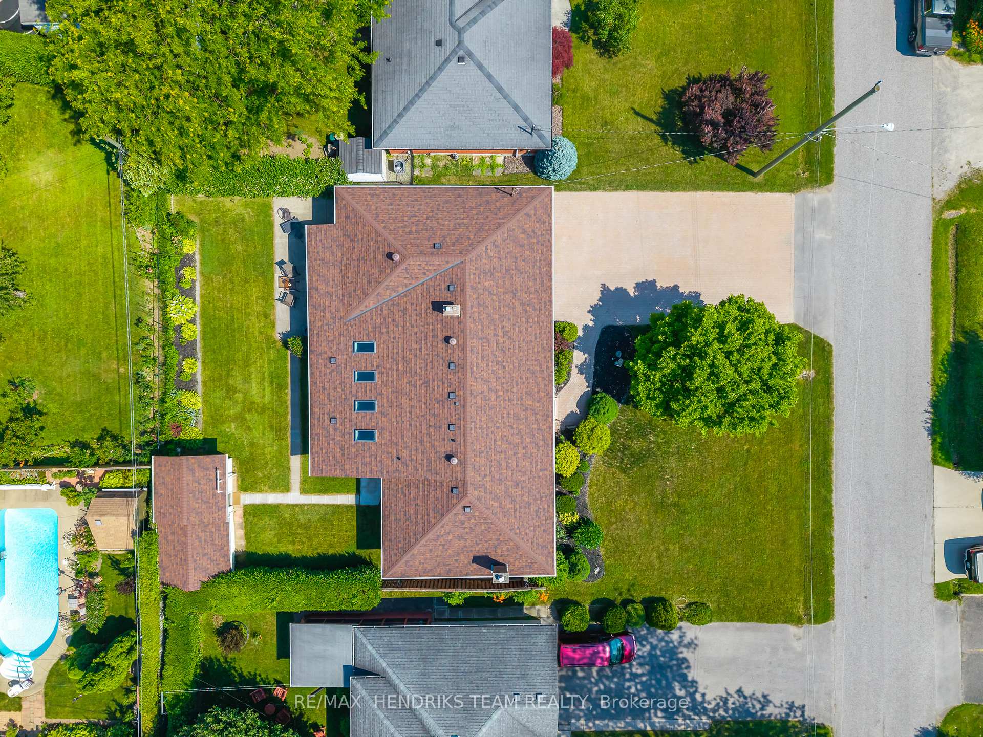Photo 43 of 7 Kamla Drive, St. Catharines, Vine/Linwell — HOMEH