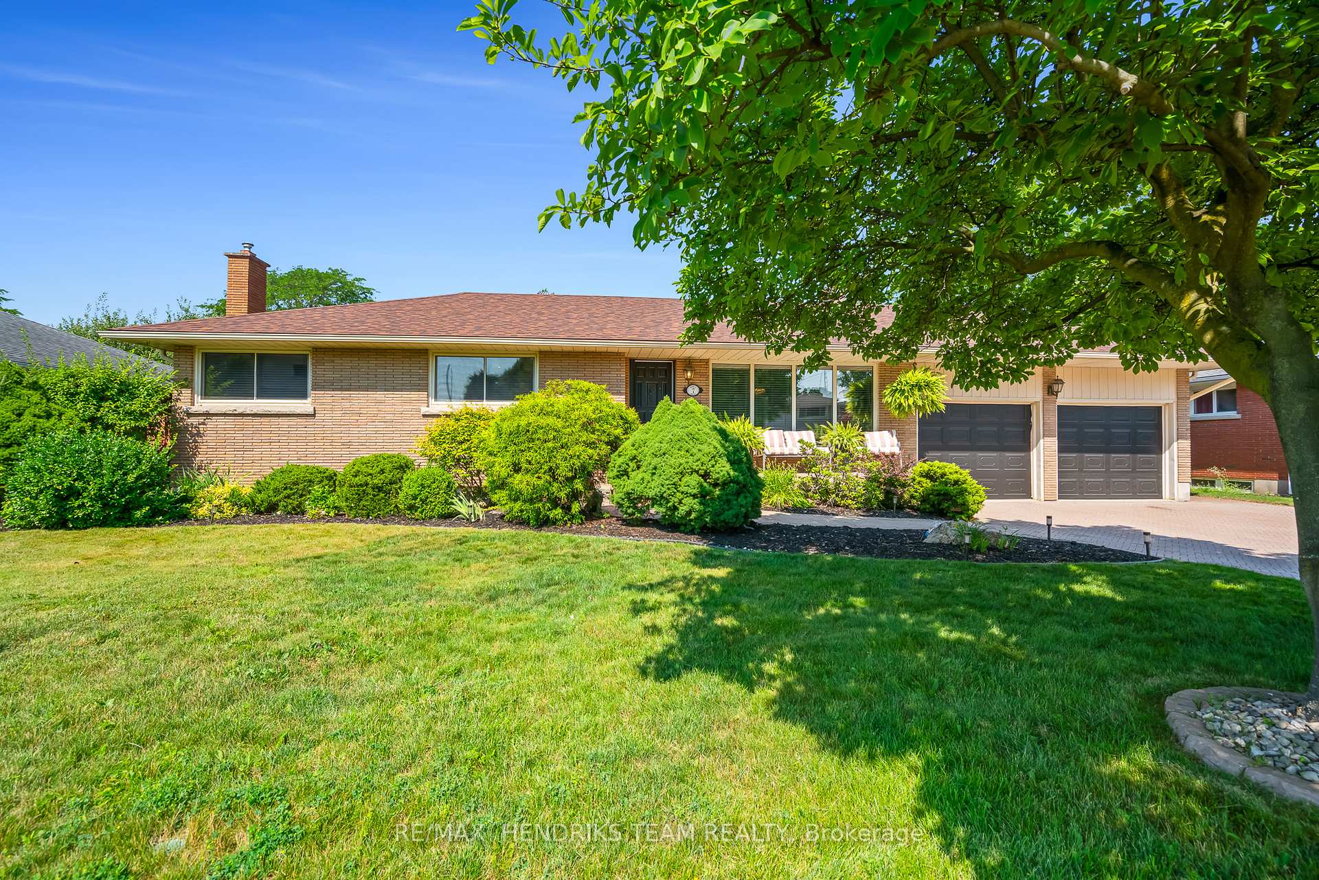 Photo 49 of 7 Kamla Drive, St. Catharines, Vine/Linwell — HOMEH
