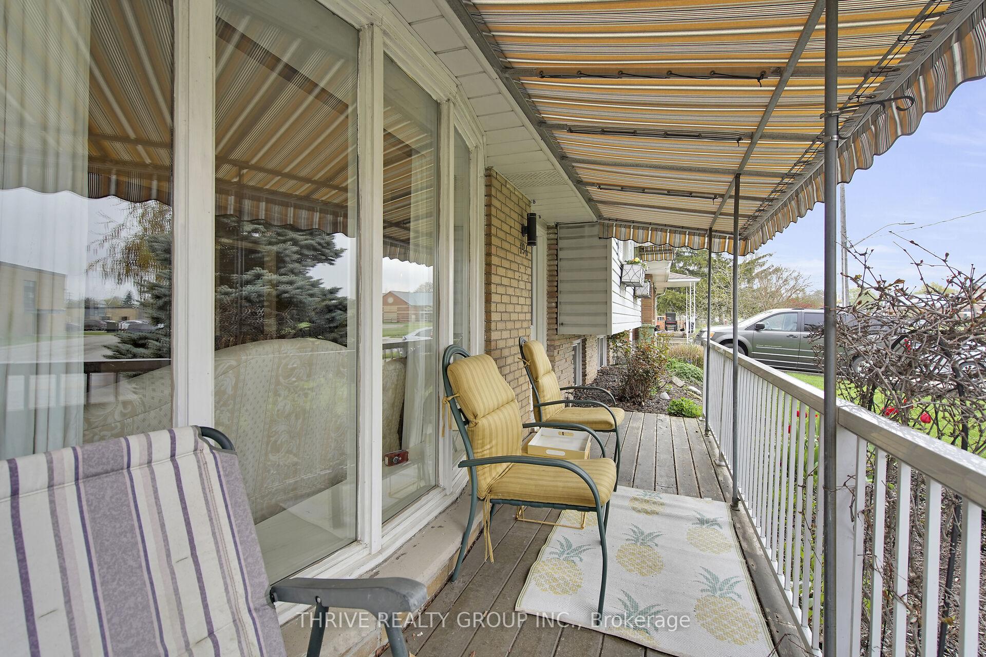 Photo 6 of 194 Chestnut Street, St. Thomas — HOMEH