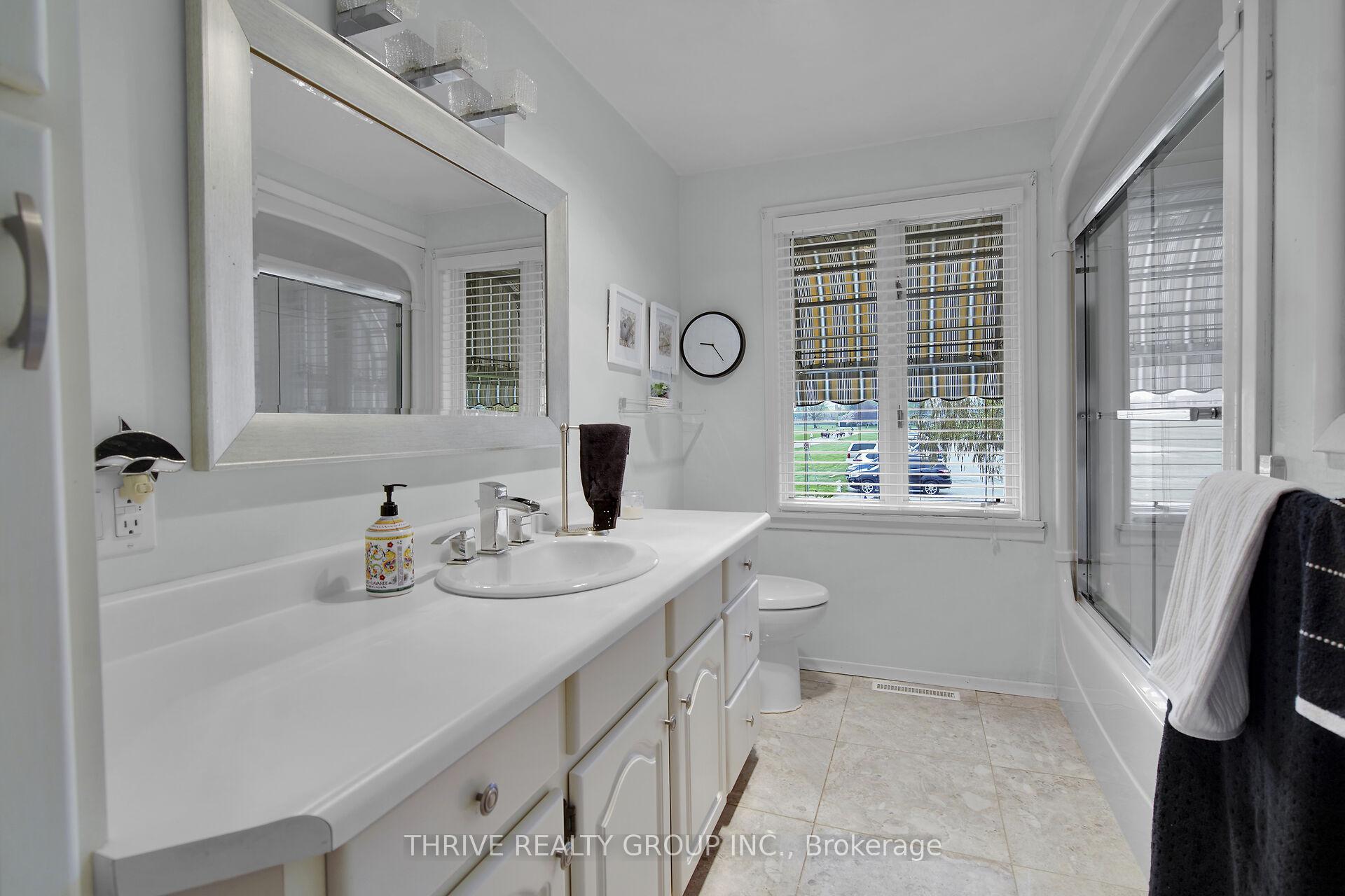 Photo 27 of 194 Chestnut Street, St. Thomas — HOMEH