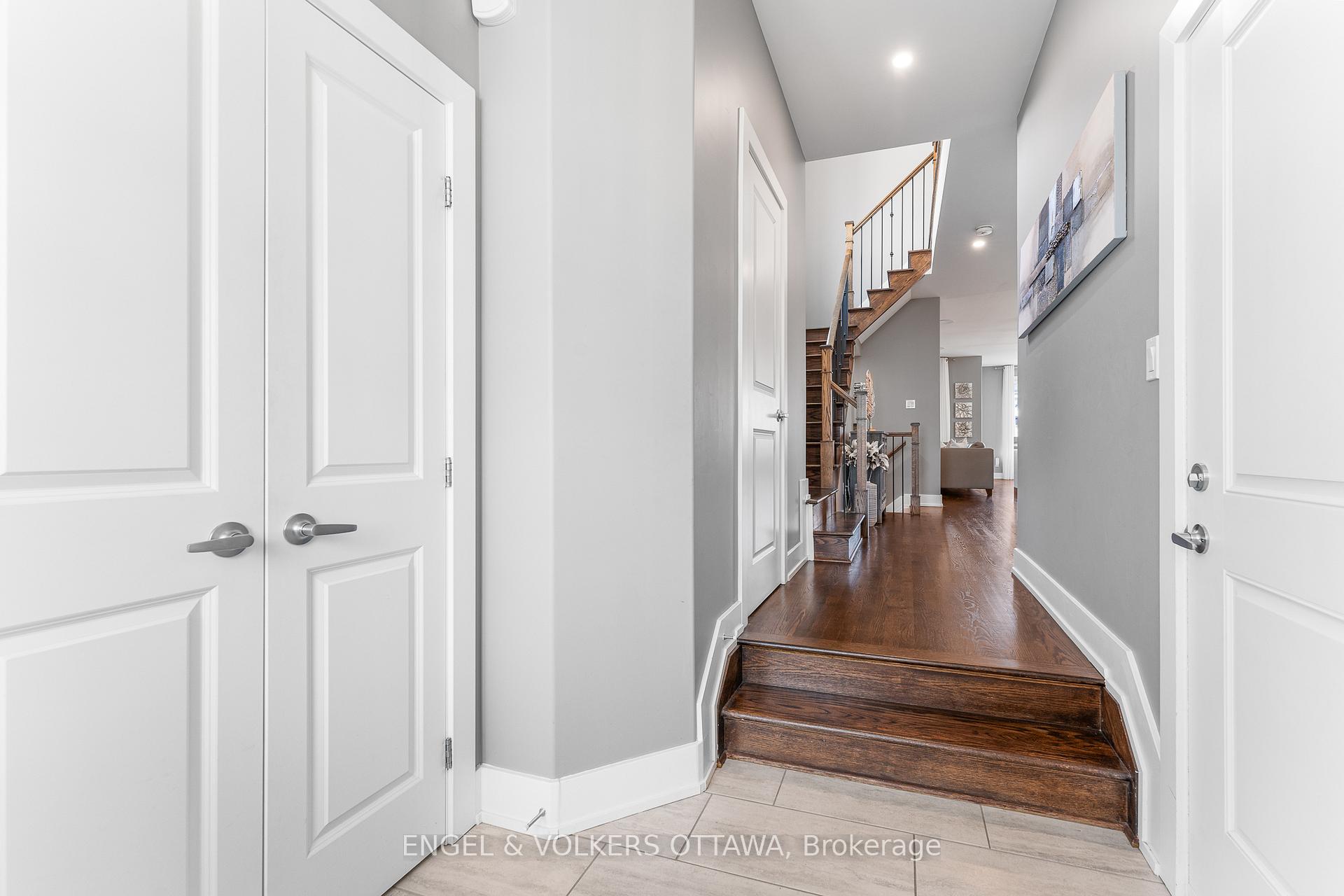 Photo 4 of 259 Purchase Crescent, Ottawa, Stittsville (South) — HOMEH