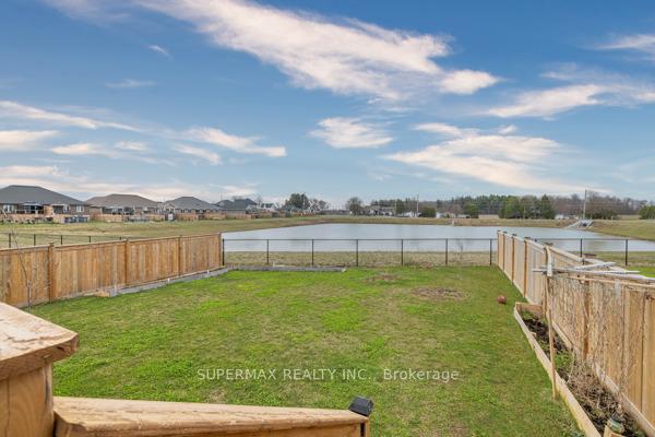 Photo 2 of 121 Renaissance Drive, St. Thomas — HOMEH