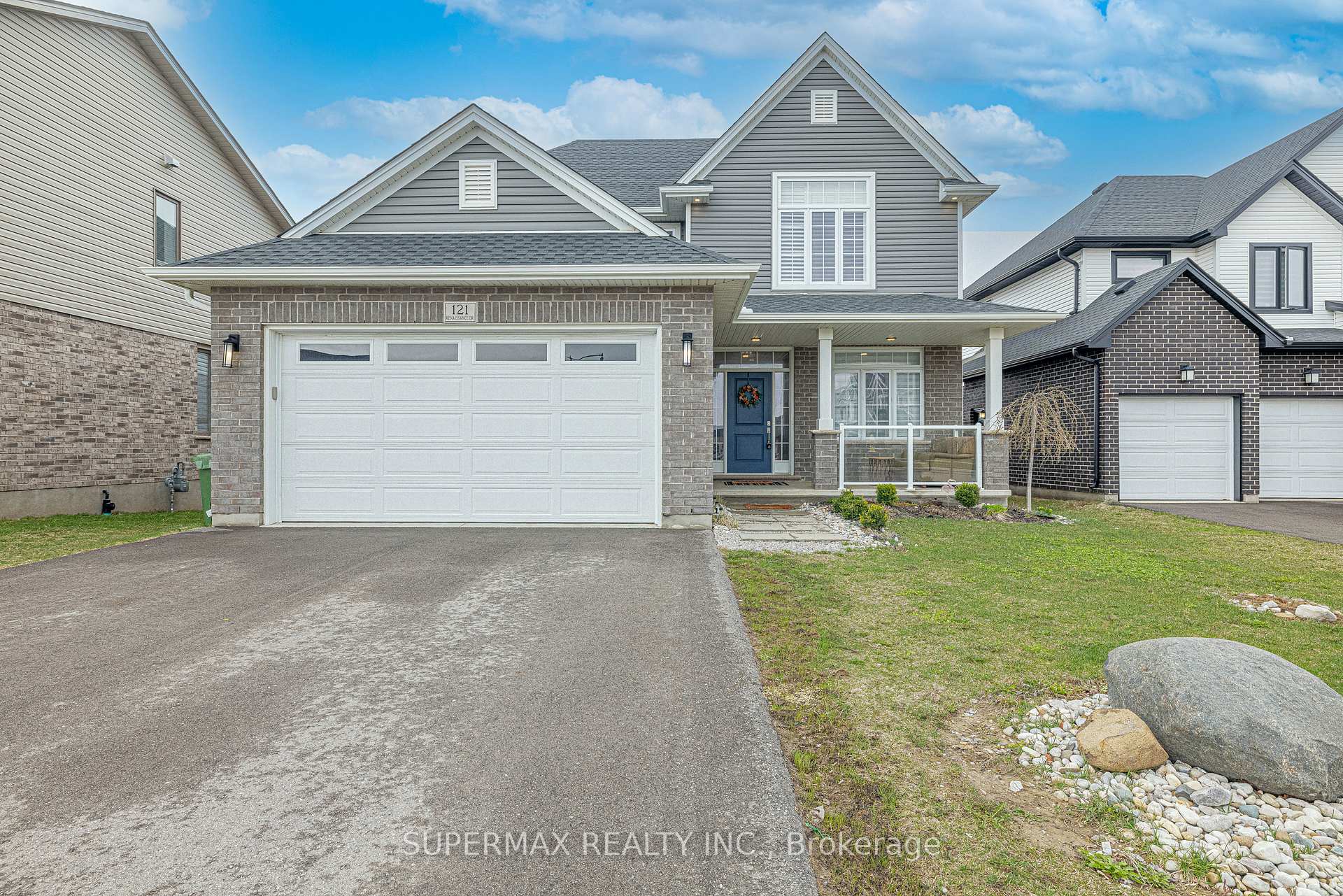 Photo 5 of 121 Renaissance Drive, St. Thomas — HOMEH