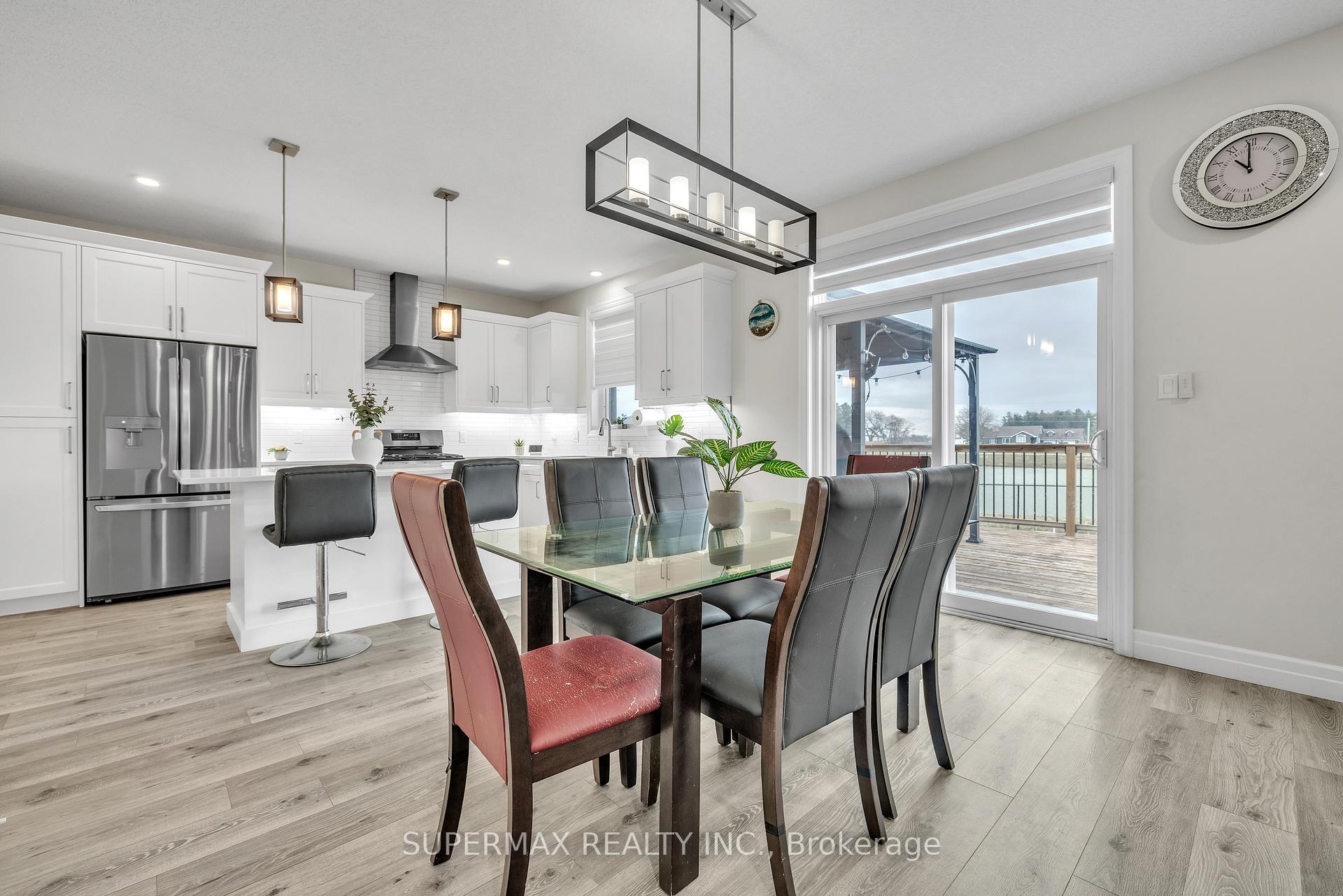 Photo 12 of 121 Renaissance Drive, St. Thomas — HOMEH