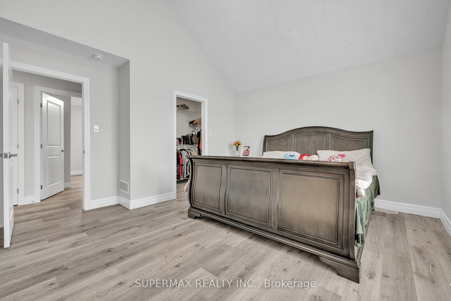 Photo 25 of 121 Renaissance Drive, St. Thomas — HOMEH