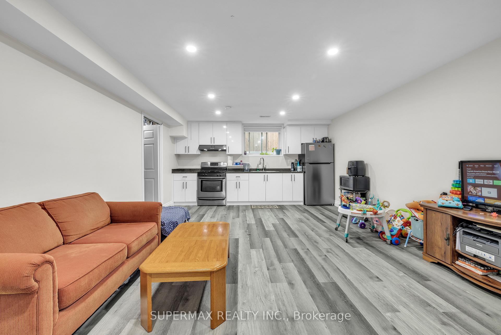 Photo 28 of 121 Renaissance Drive, St. Thomas — HOMEH