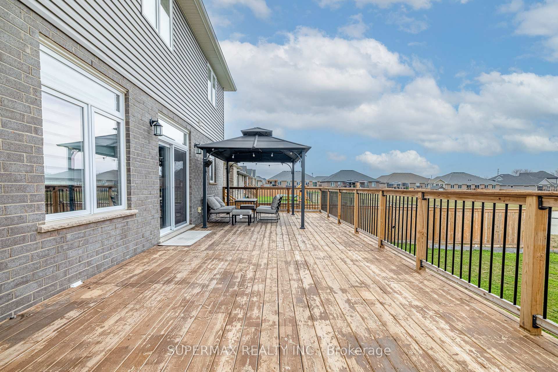 Photo 35 of 121 Renaissance Drive, St. Thomas — HOMEH