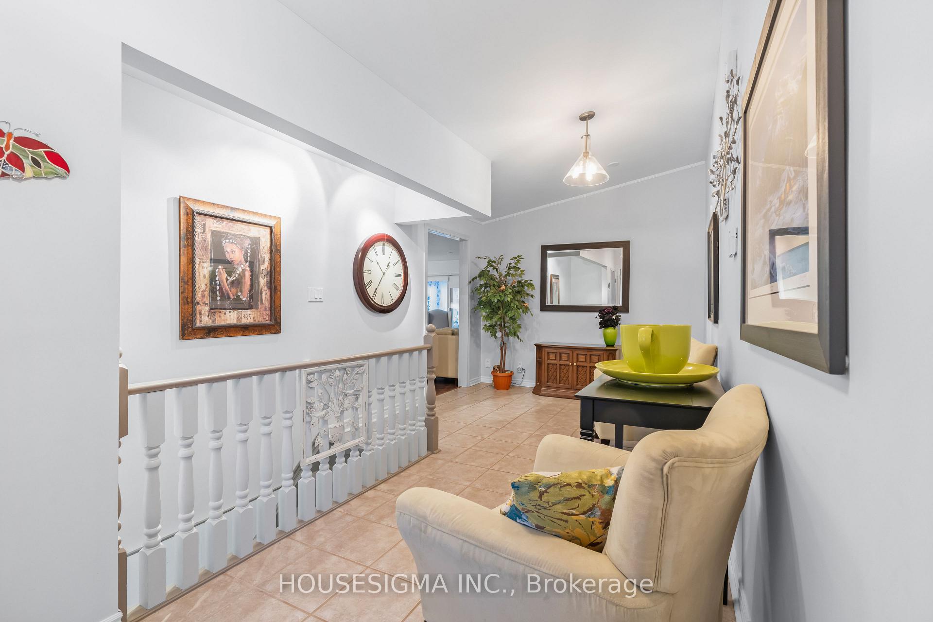 Photo 4 of 19 Dalewood Drive, St. Thomas — HOMEH