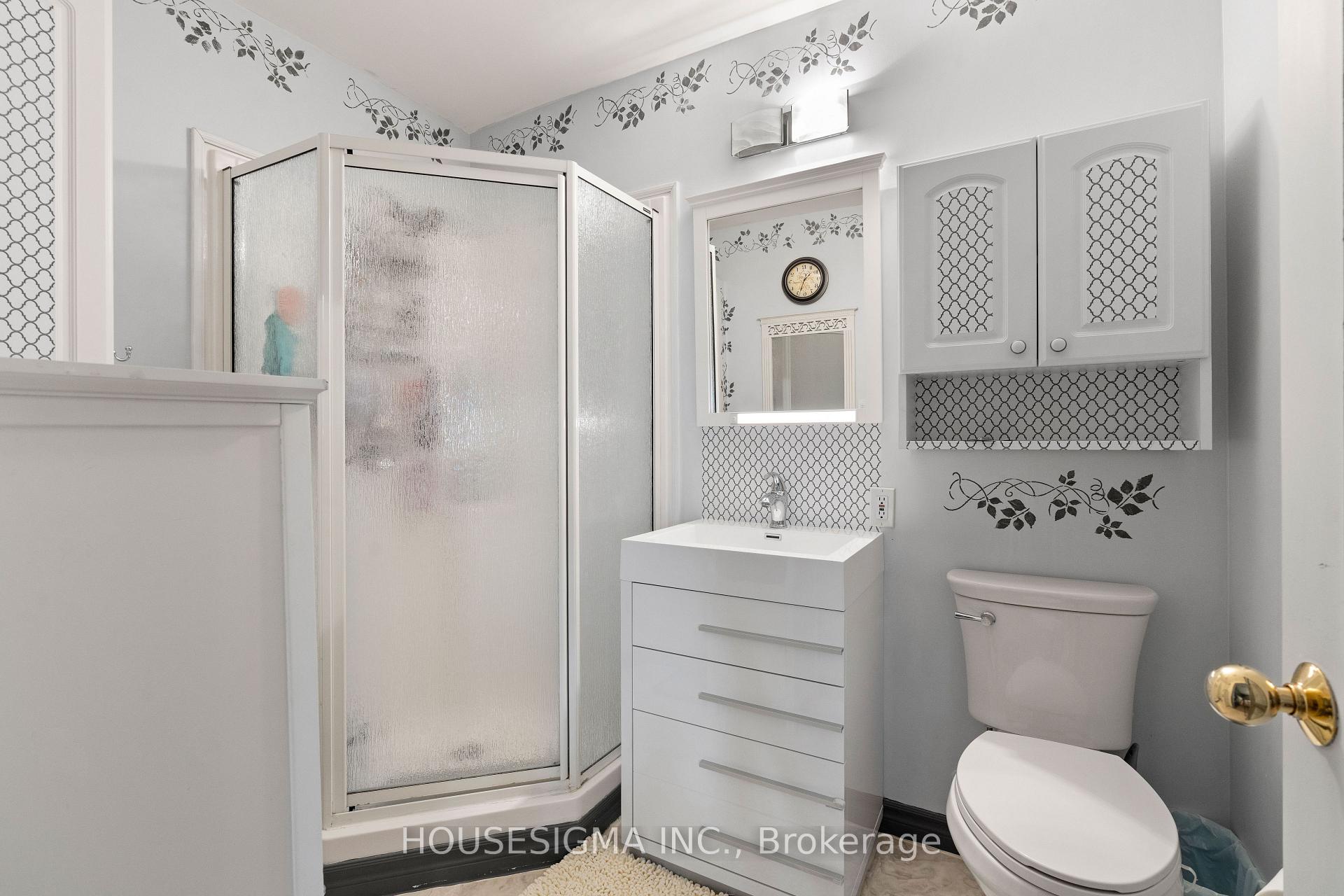 Photo 24 of 19 Dalewood Drive, St. Thomas — HOMEH