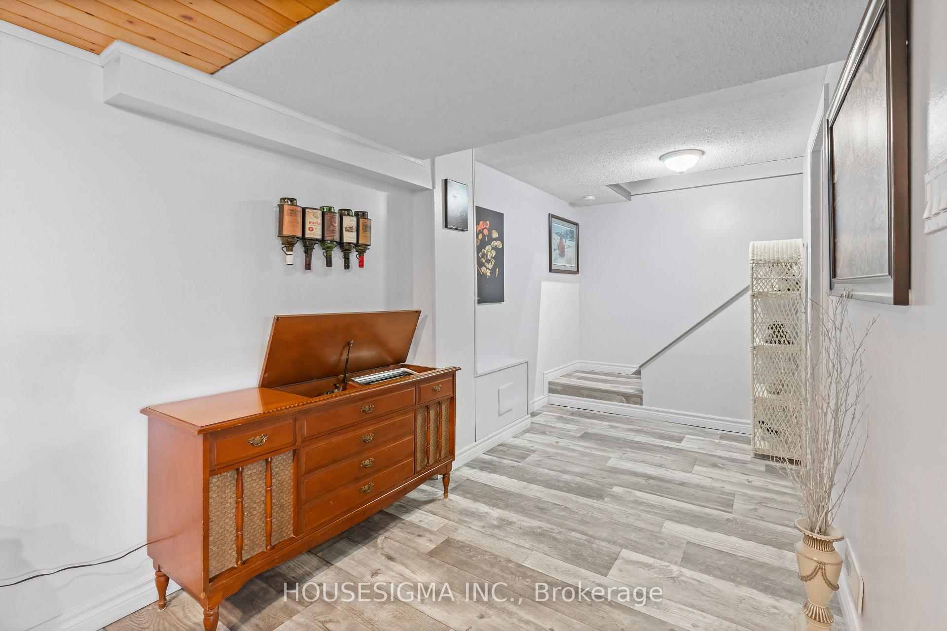 Photo 30 of 19 Dalewood Drive, St. Thomas — HOMEH
