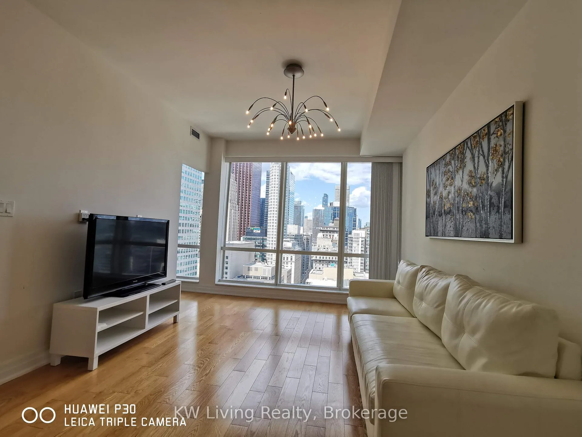 Photo 16 of Unit 2607, 8 The Esplanade, Toronto, Waterfront Communities — HOMEH