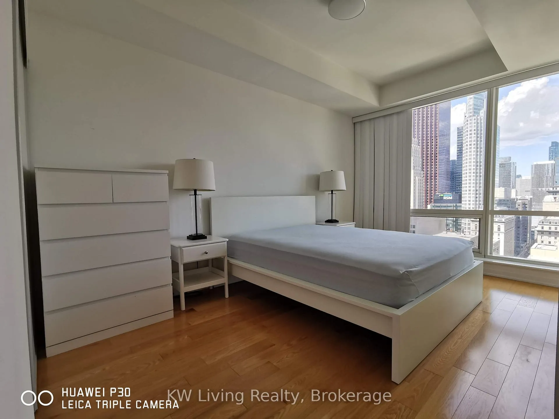 Photo 18 of Unit 2607, 8 The Esplanade, Toronto, Waterfront Communities — HOMEH