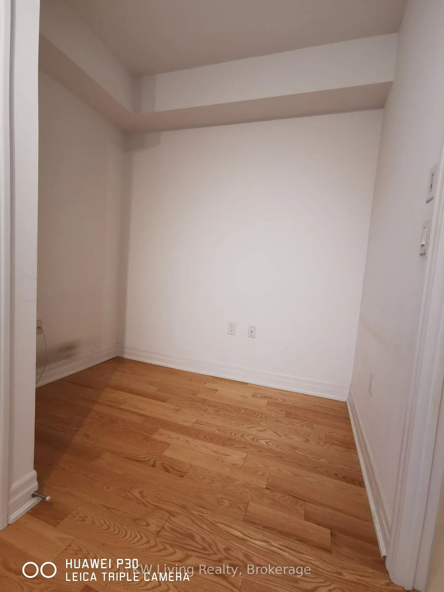 Photo 19 of Unit 2607, 8 The Esplanade, Toronto, Waterfront Communities — HOMEH