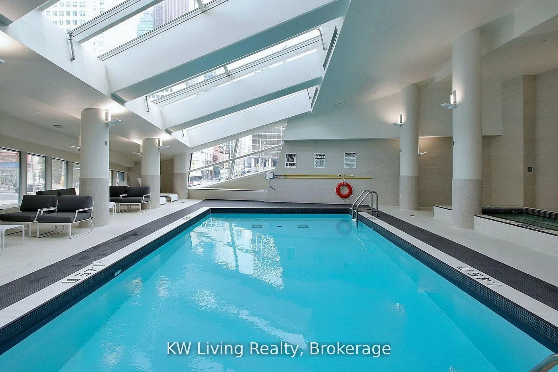 Photo 20 of Unit 2607, 8 The Esplanade, Toronto, Waterfront Communities — HOMEH