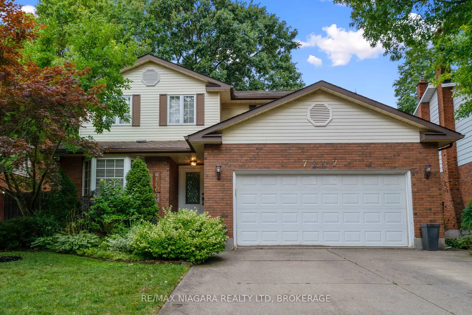 Front of 7297 Green Boughs Road