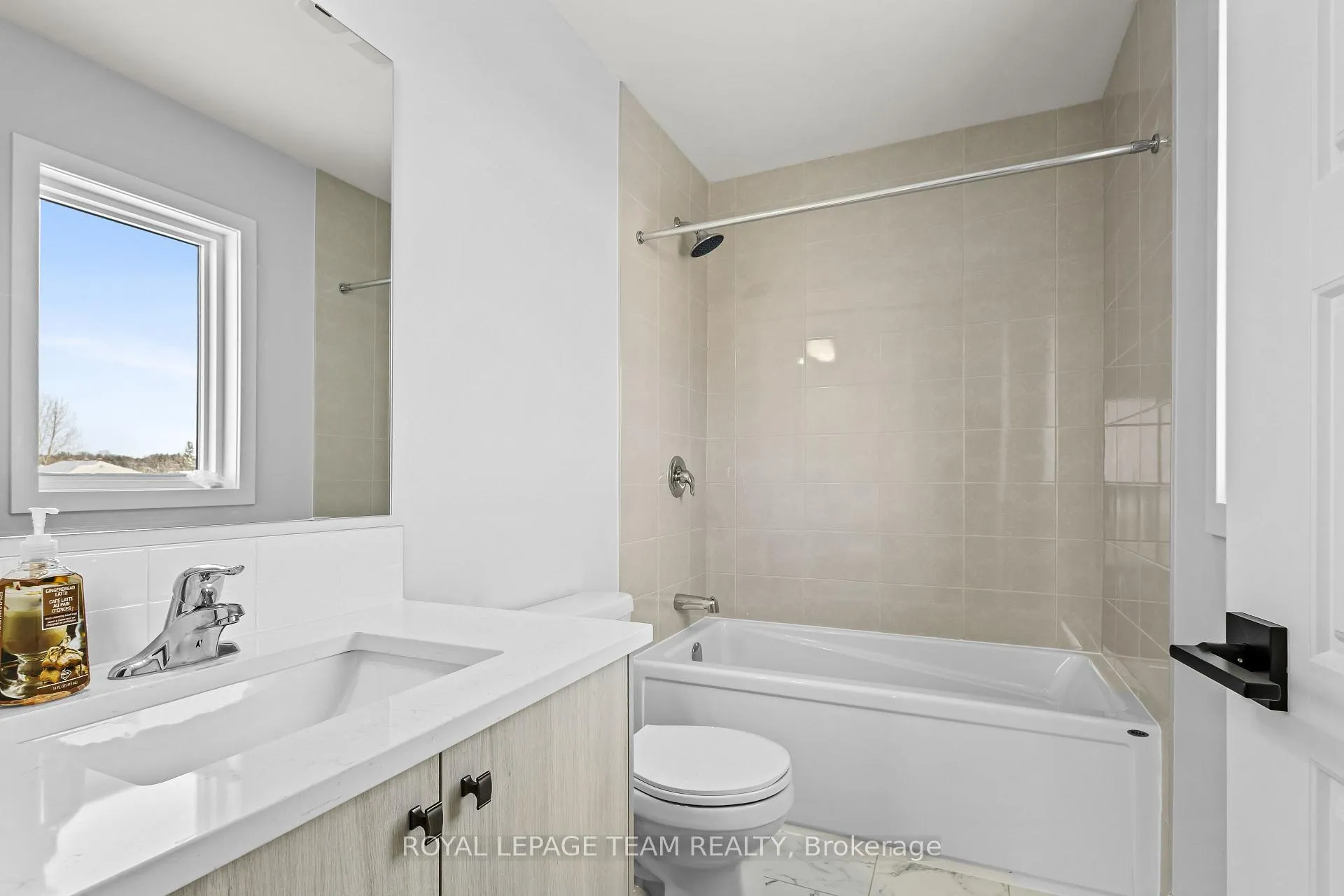 Photo 19 of 600 Bee Pollen Way, Ottawa, Kanata - Rural Kanata (Central) — HOMEH