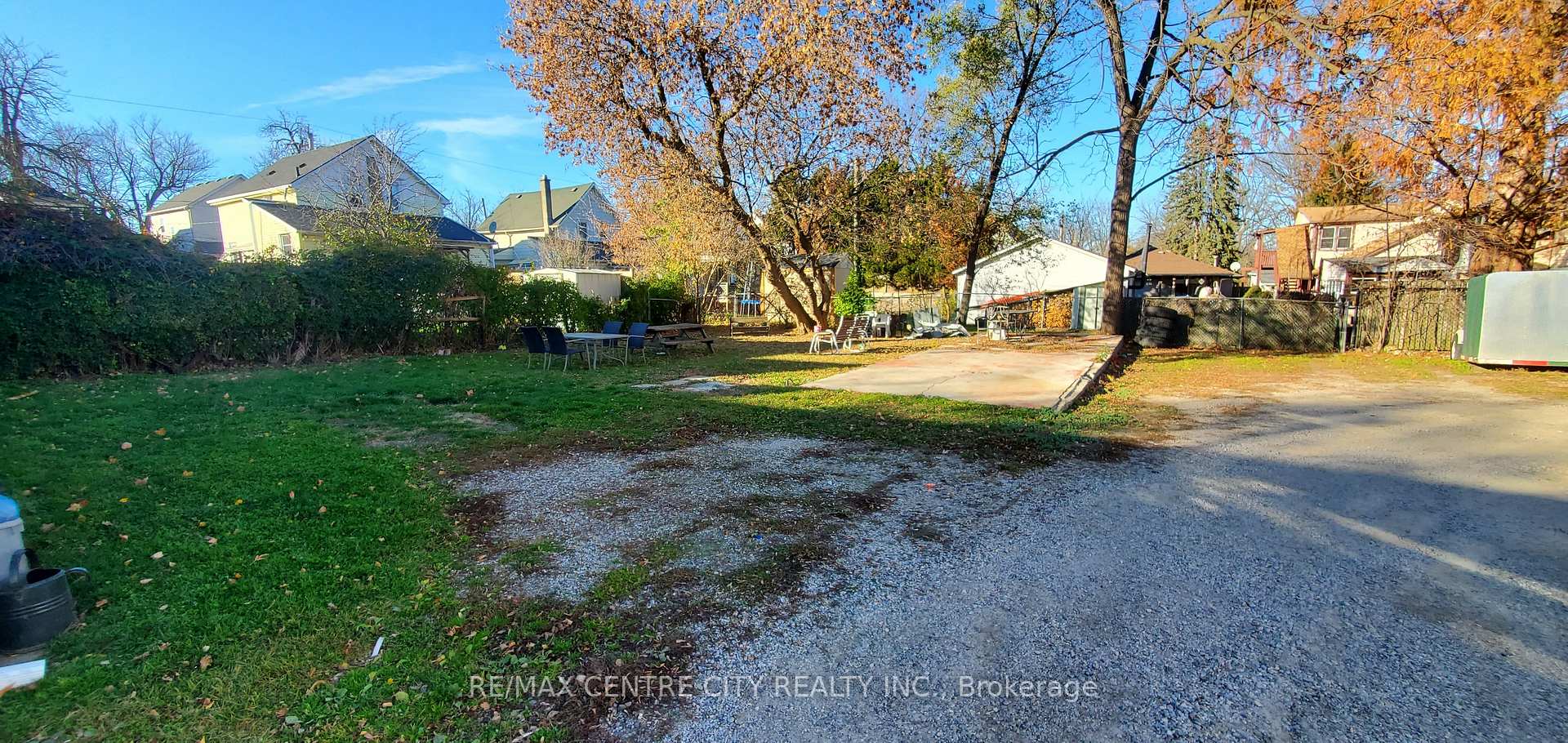 Photo 16 of 67 Scott Street, St. Thomas — HOMEH