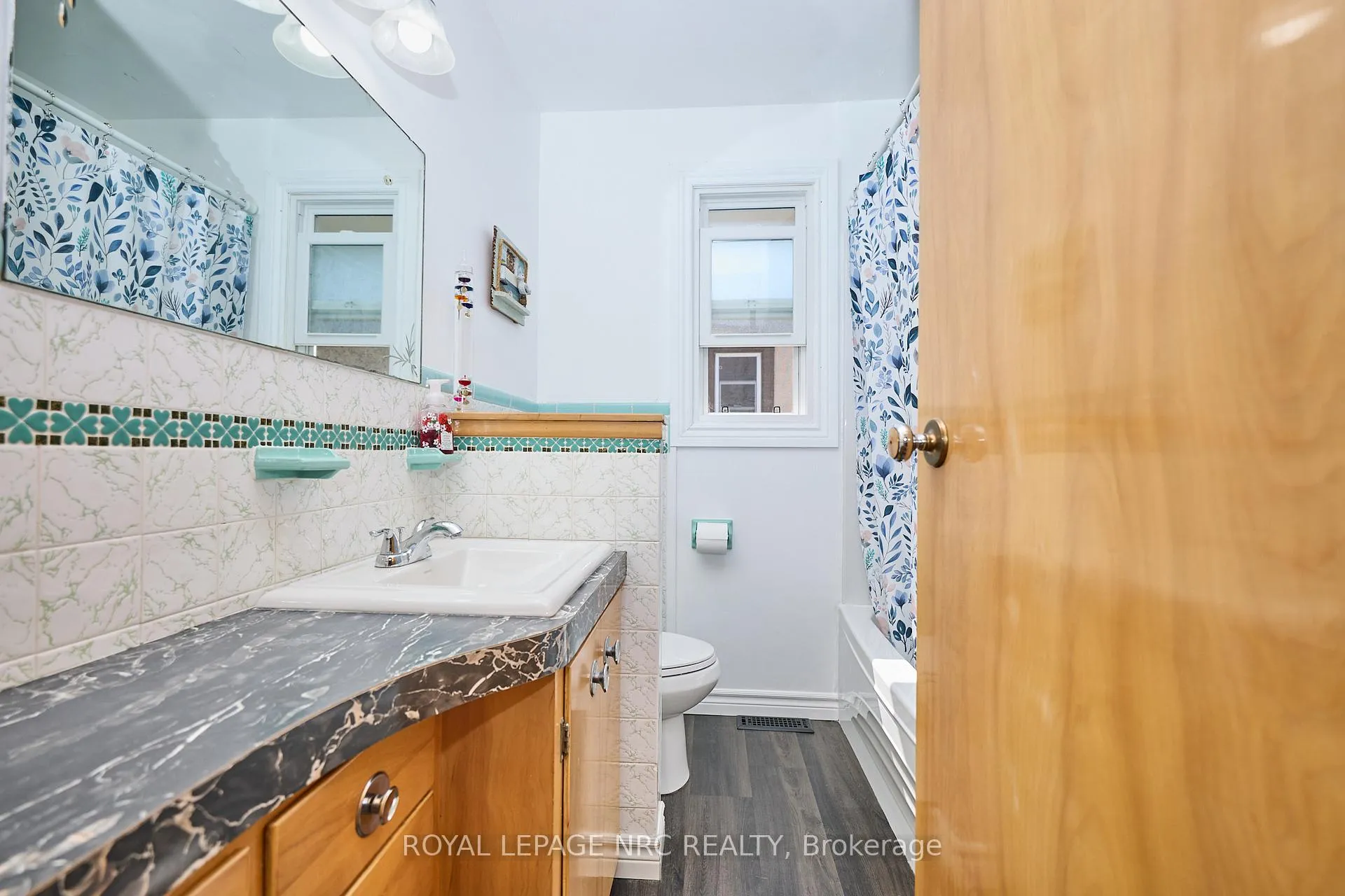 Photo 50 of 53 Concord Avenue, St. Catharines, Facer — HOMEH