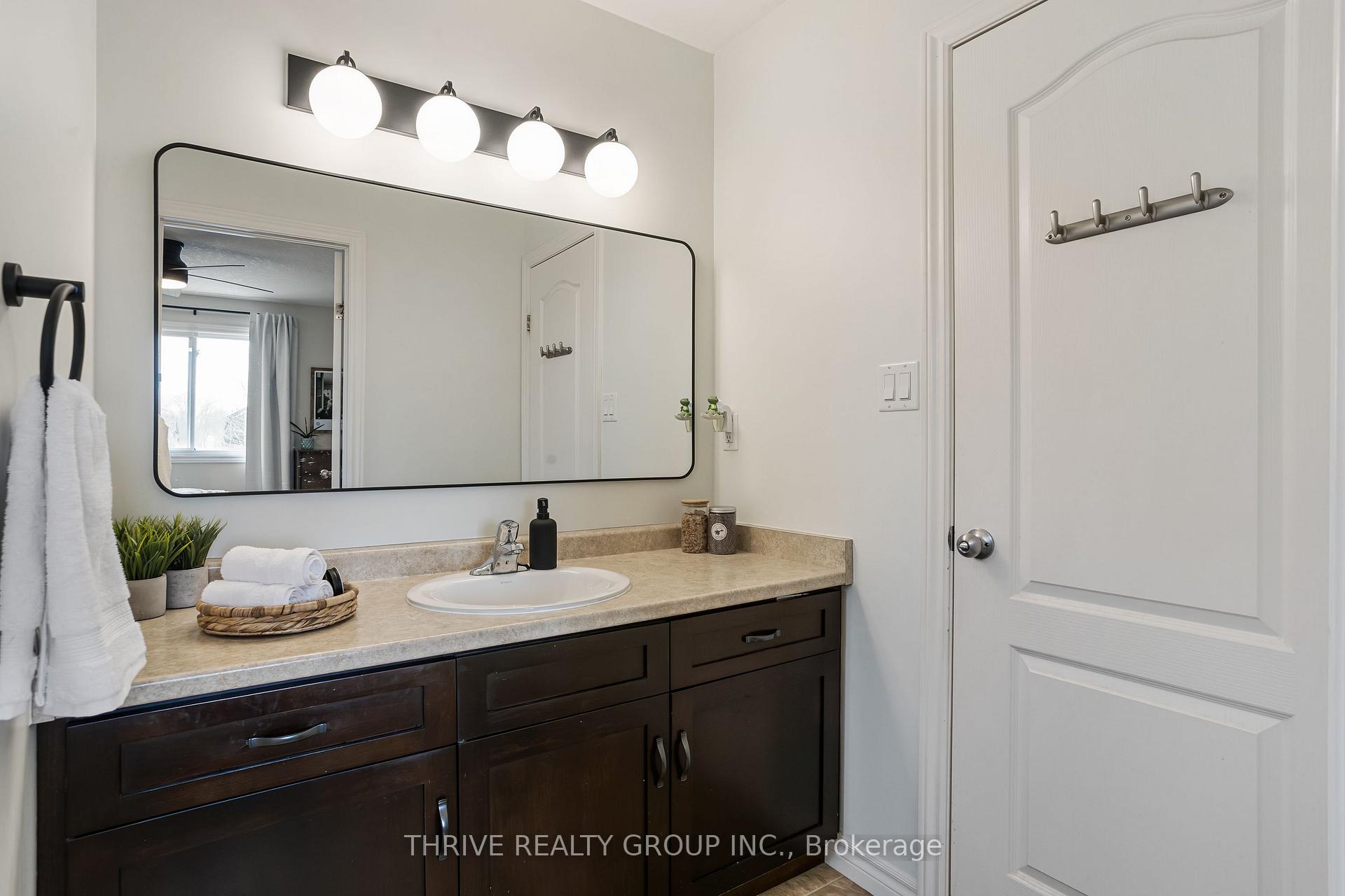 Photo 33 of 26 Harvest Court, St. Thomas — HOMEH