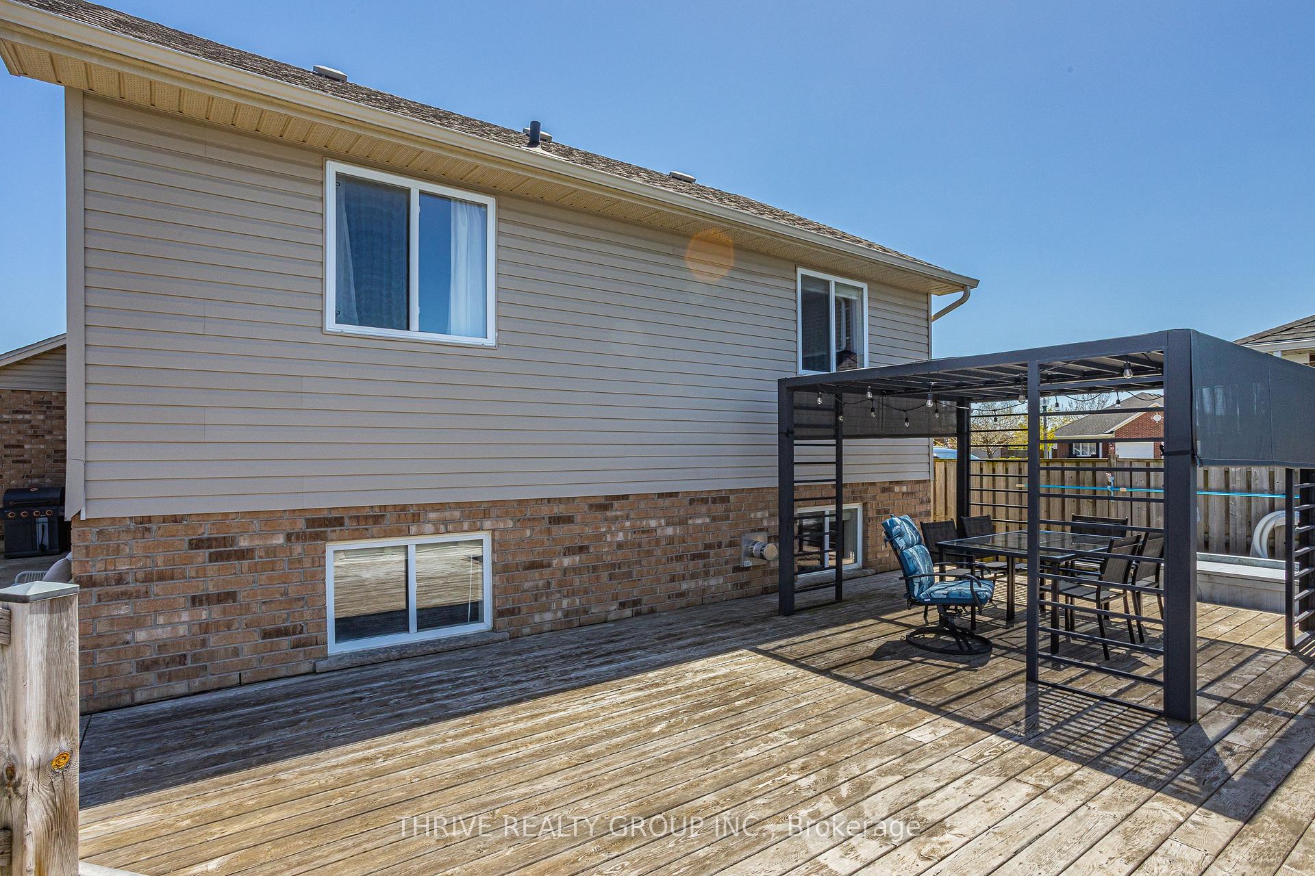 Photo 44 of 26 Harvest Court, St. Thomas — HOMEH