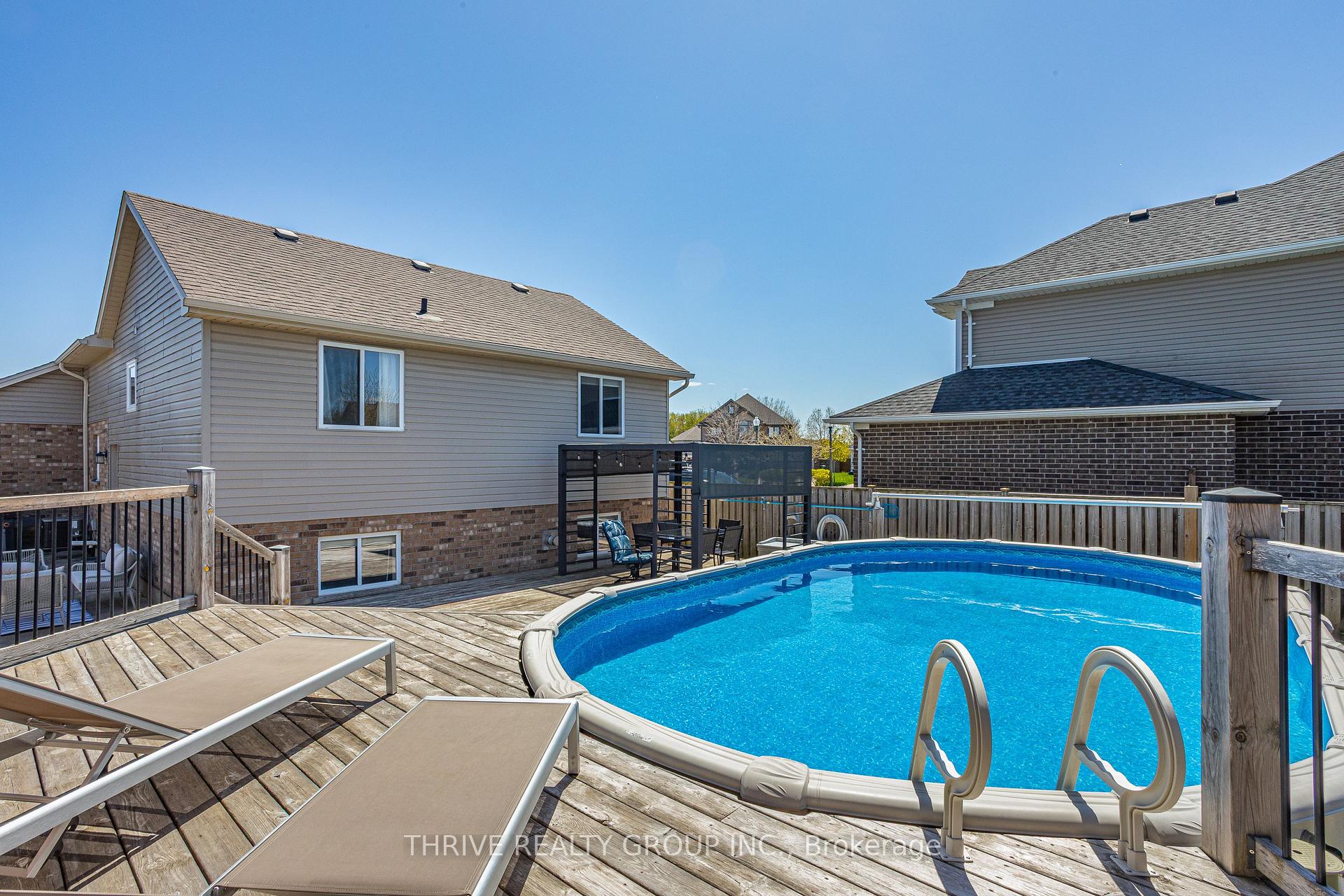Photo 48 of 26 Harvest Court, St. Thomas — HOMEH