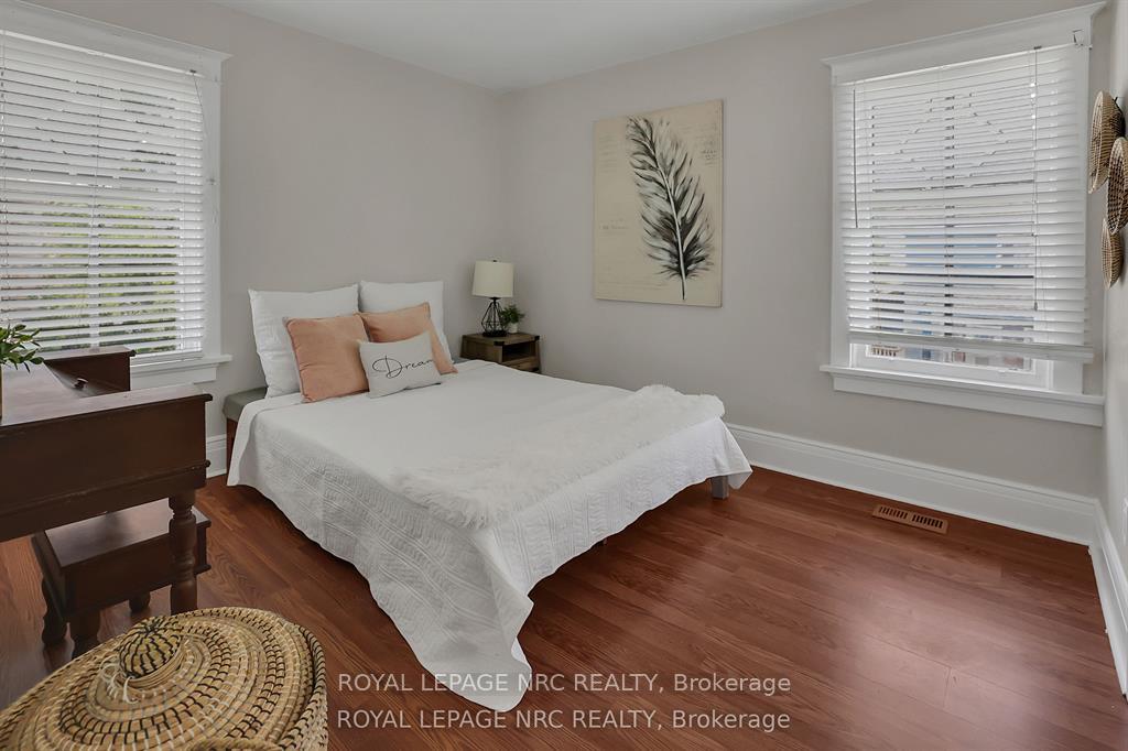 Photo 12 of 61 Thomas Street, St. Catharines, Downtown — HOMEH