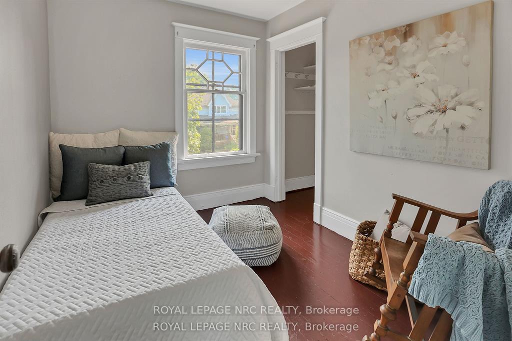 Photo 14 of 61 Thomas Street, St. Catharines, Downtown — HOMEH