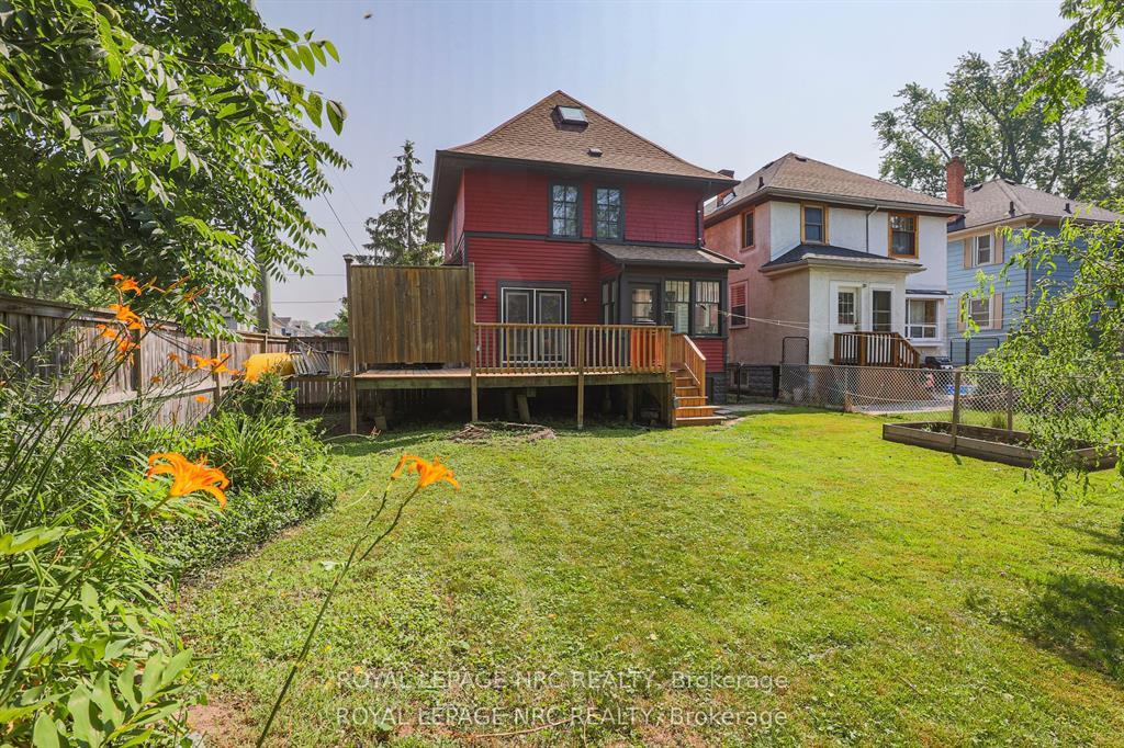 Photo 27 of 61 Thomas Street, St. Catharines, Downtown — HOMEH