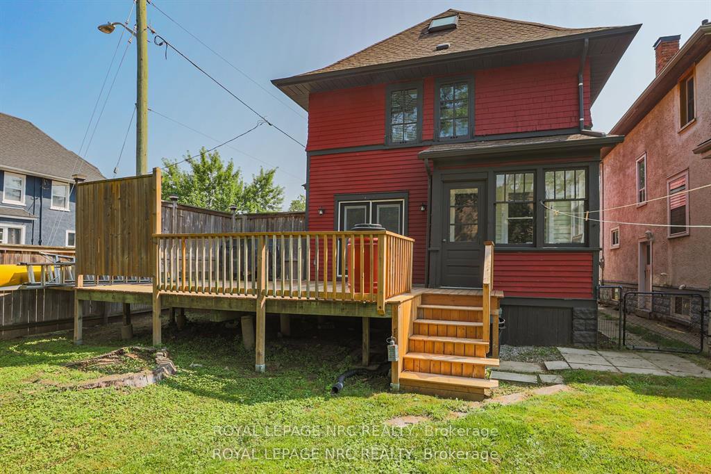 Photo 28 of 61 Thomas Street, St. Catharines, Downtown — HOMEH