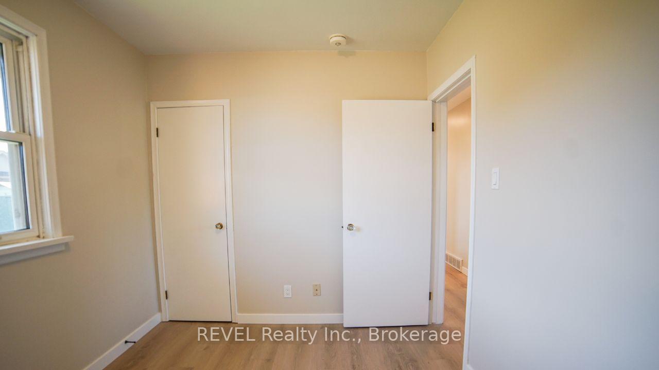 Photo 20 of Unit MAIN, 352 Bunting Road, St. Catharines, Carlton/Bunting — HOMEH