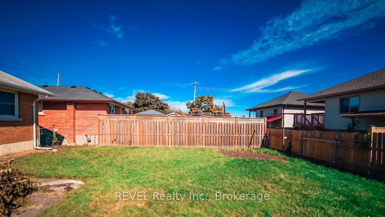 Photo 25 of Unit MAIN, 352 Bunting Road, St. Catharines, Carlton/Bunting — HOMEH