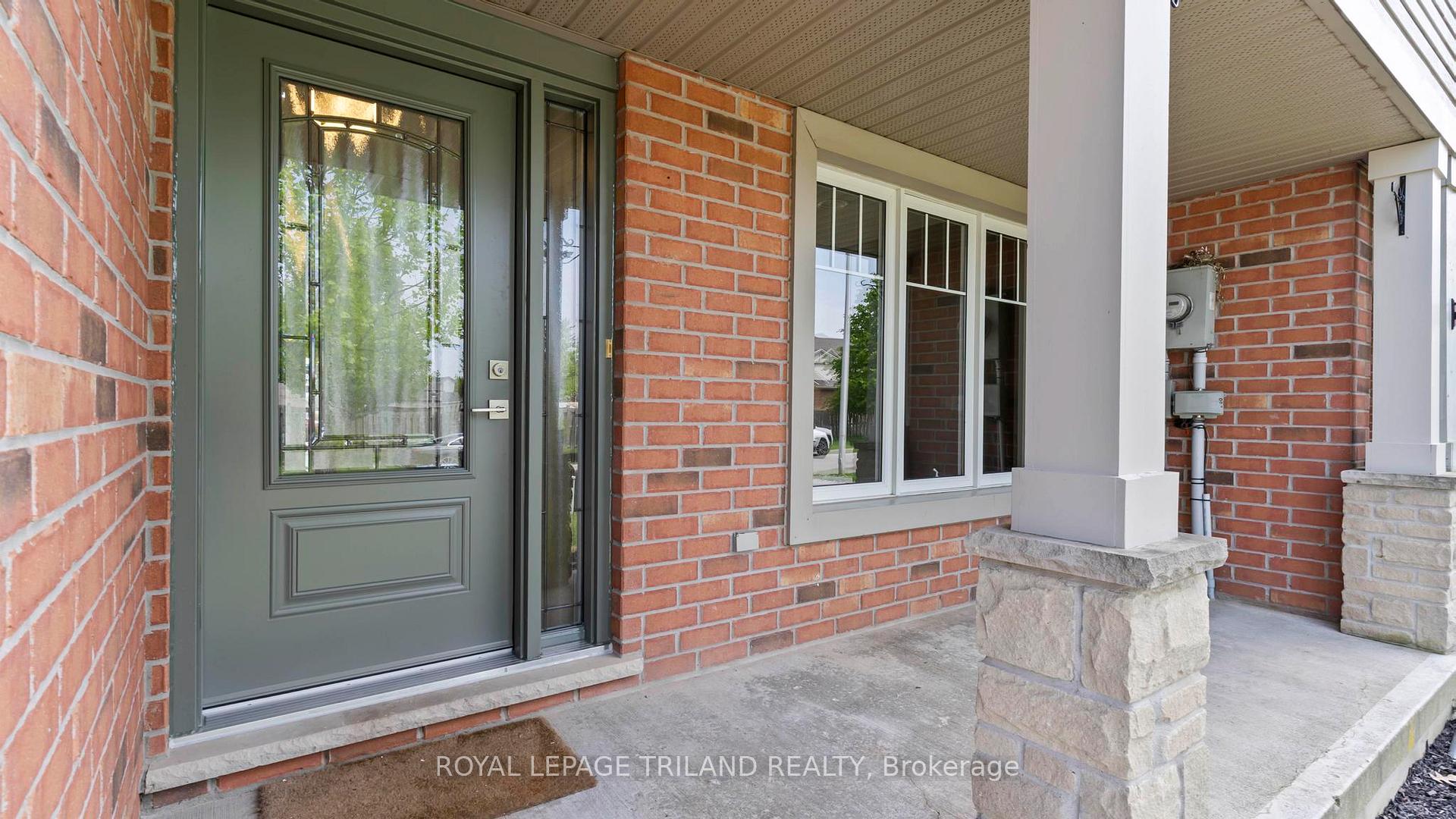 Photo 4 of 6 Coleman Court, St. Thomas — HOMEH