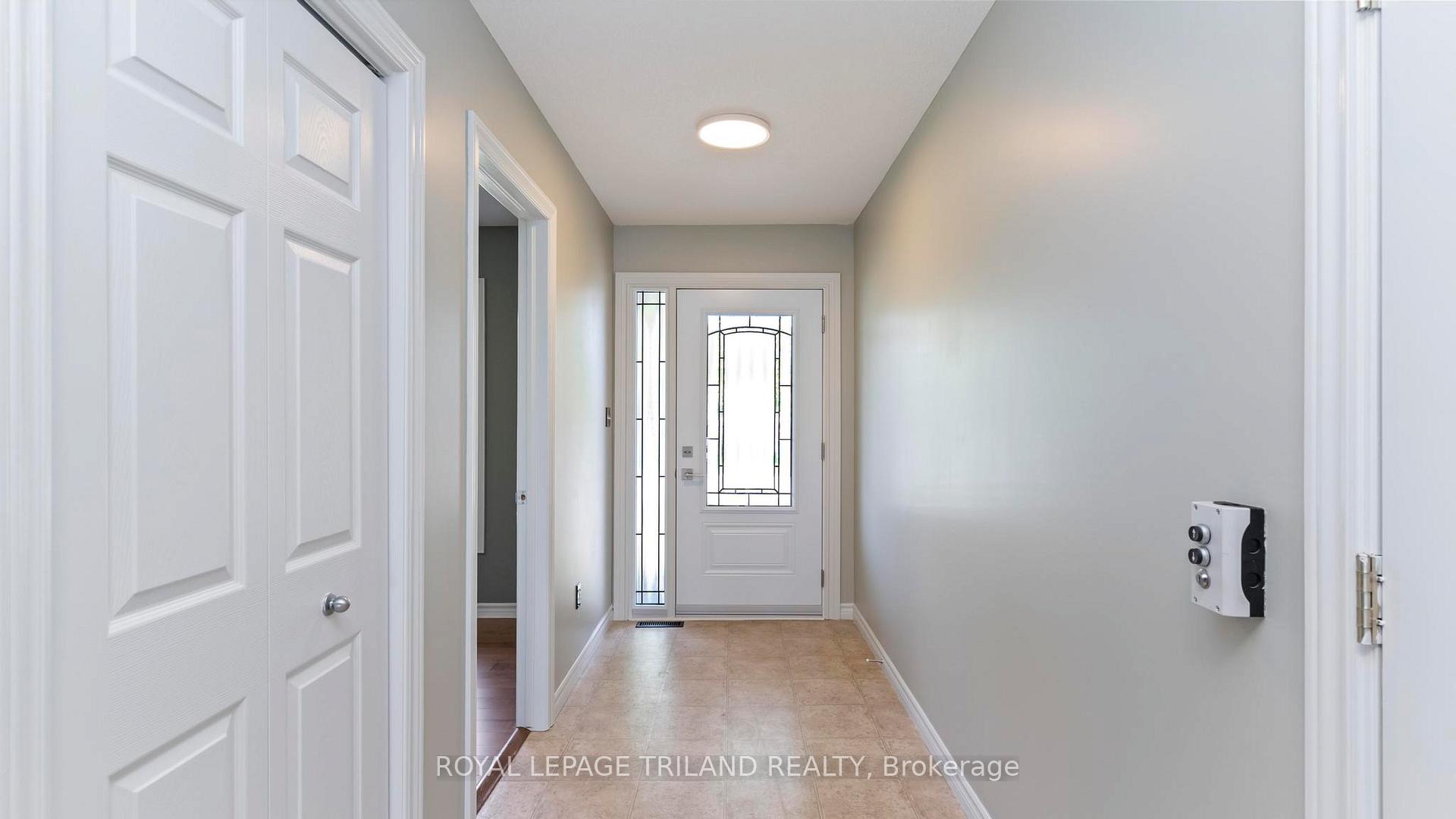 Photo 5 of 6 Coleman Court, St. Thomas — HOMEH