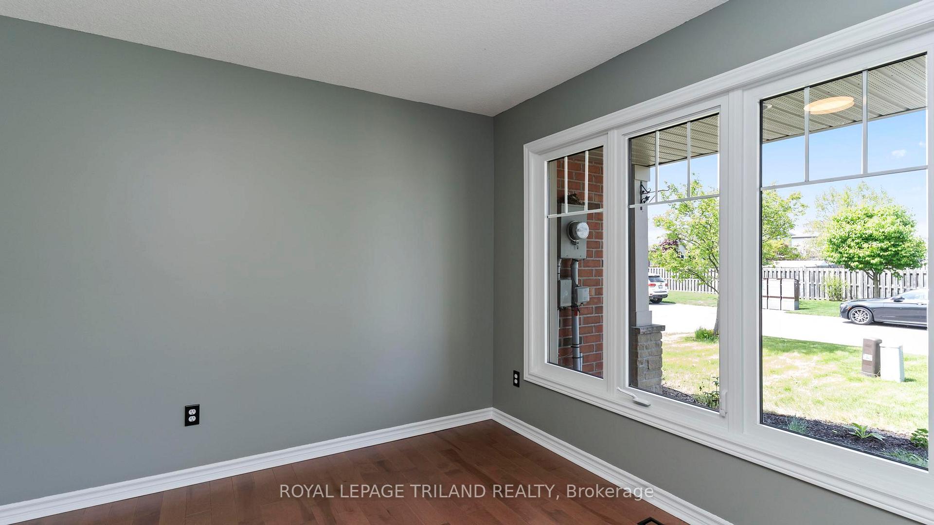 Photo 6 of 6 Coleman Court, St. Thomas — HOMEH