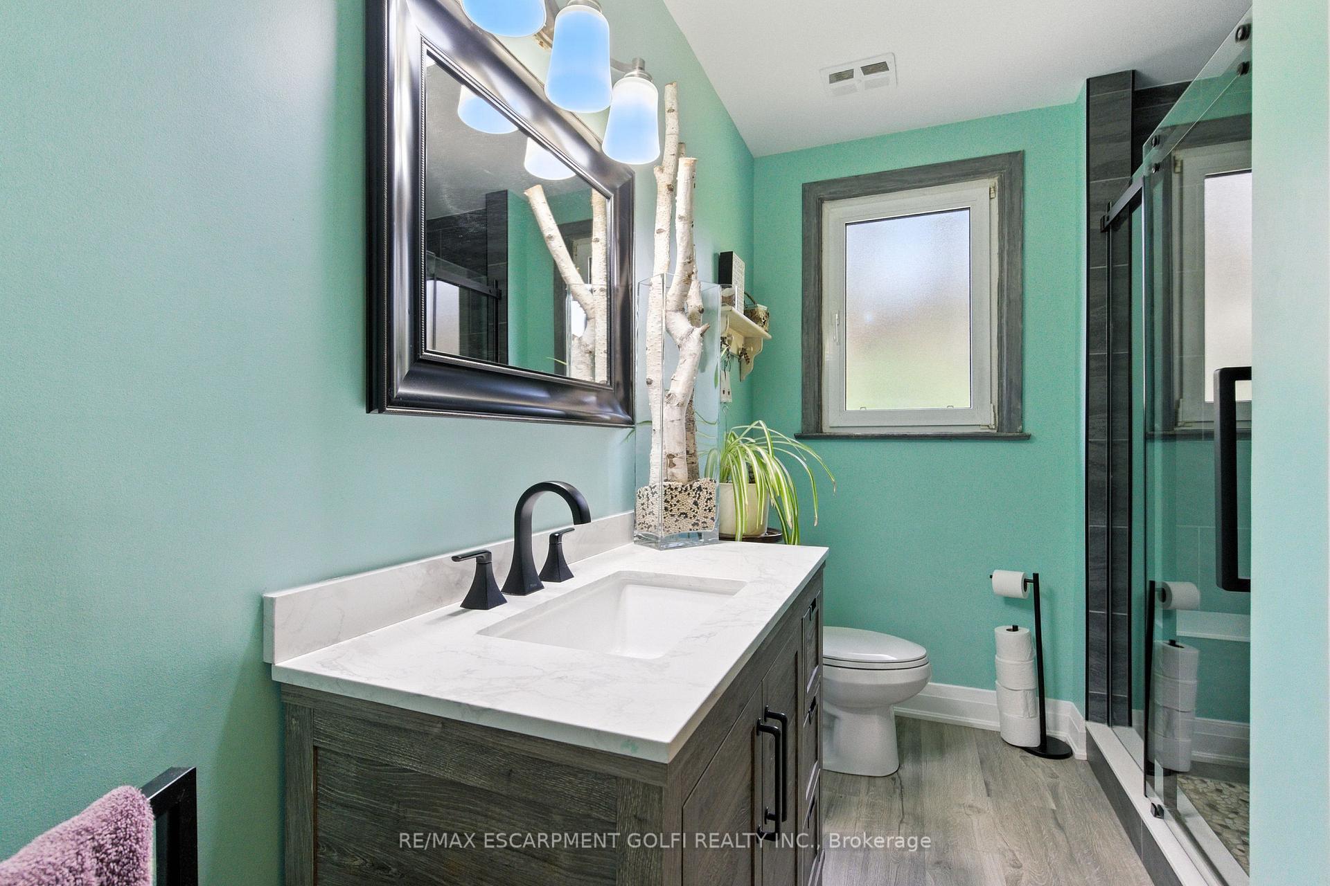 Photo 9 of 10 Riverview Boulevard, St. Catharines, Glendale/Glenridge — HOMEH